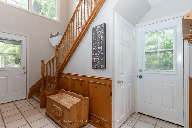 250 Wapaska Cres, Gravenhurst 5