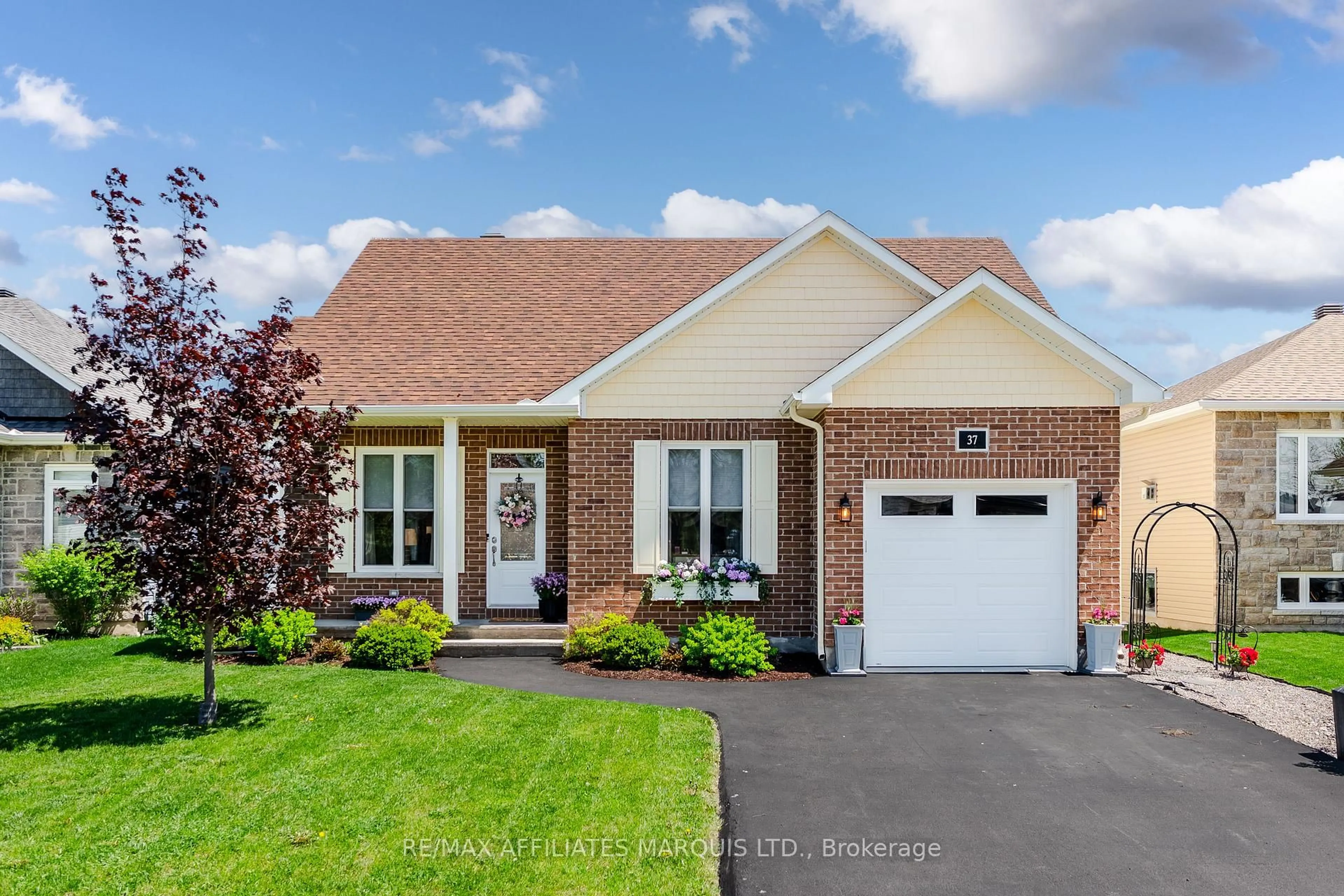 Home with brick exterior material, street for 37 Eleanor Dr, South Stormont Ontario K0C 1P0