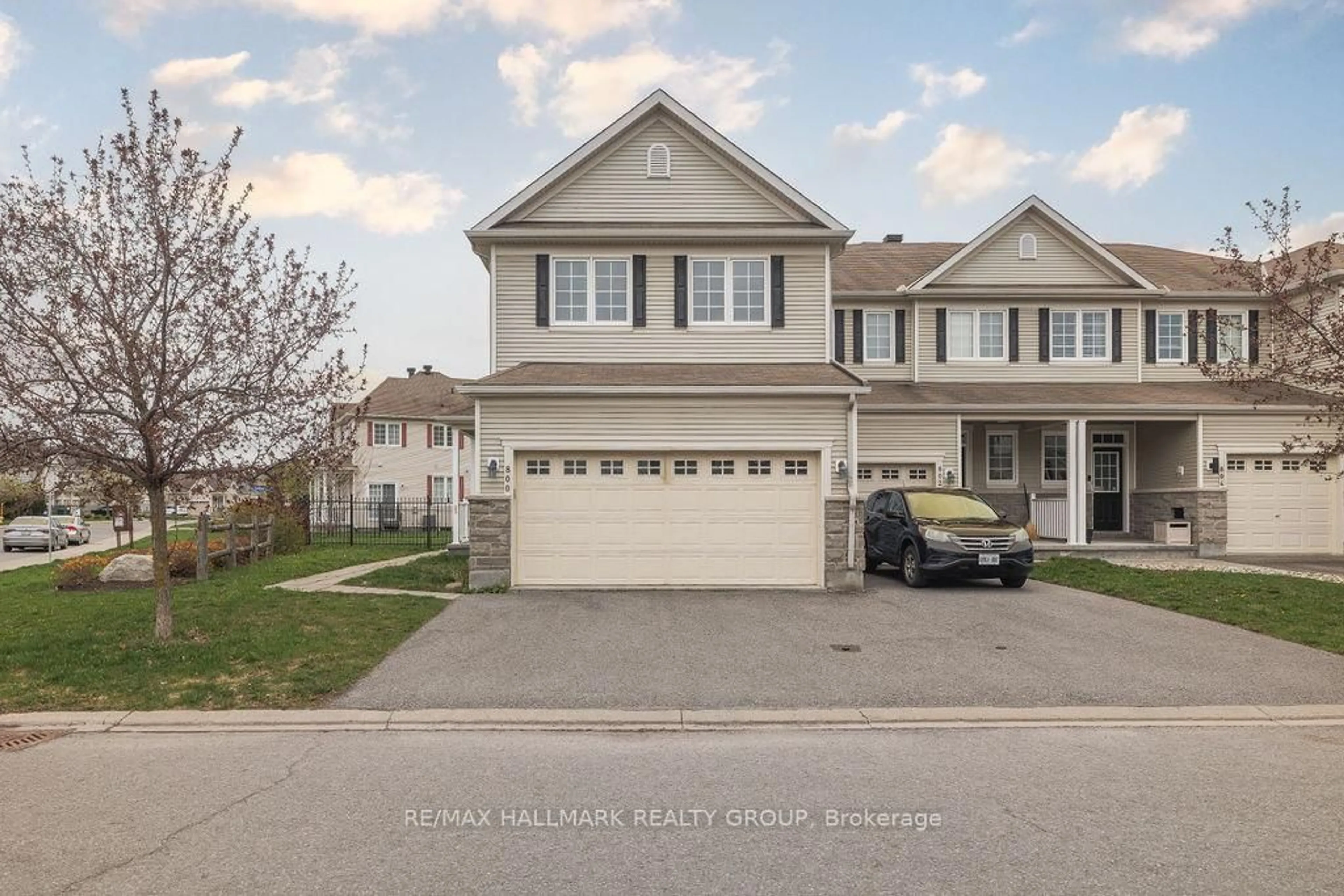 Unknown for 800 Kennacraig Private, Ottawa Ontario K2J 5T5