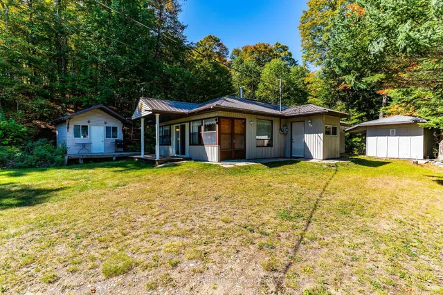1566 West Settlement Rd, Dysart et al 3