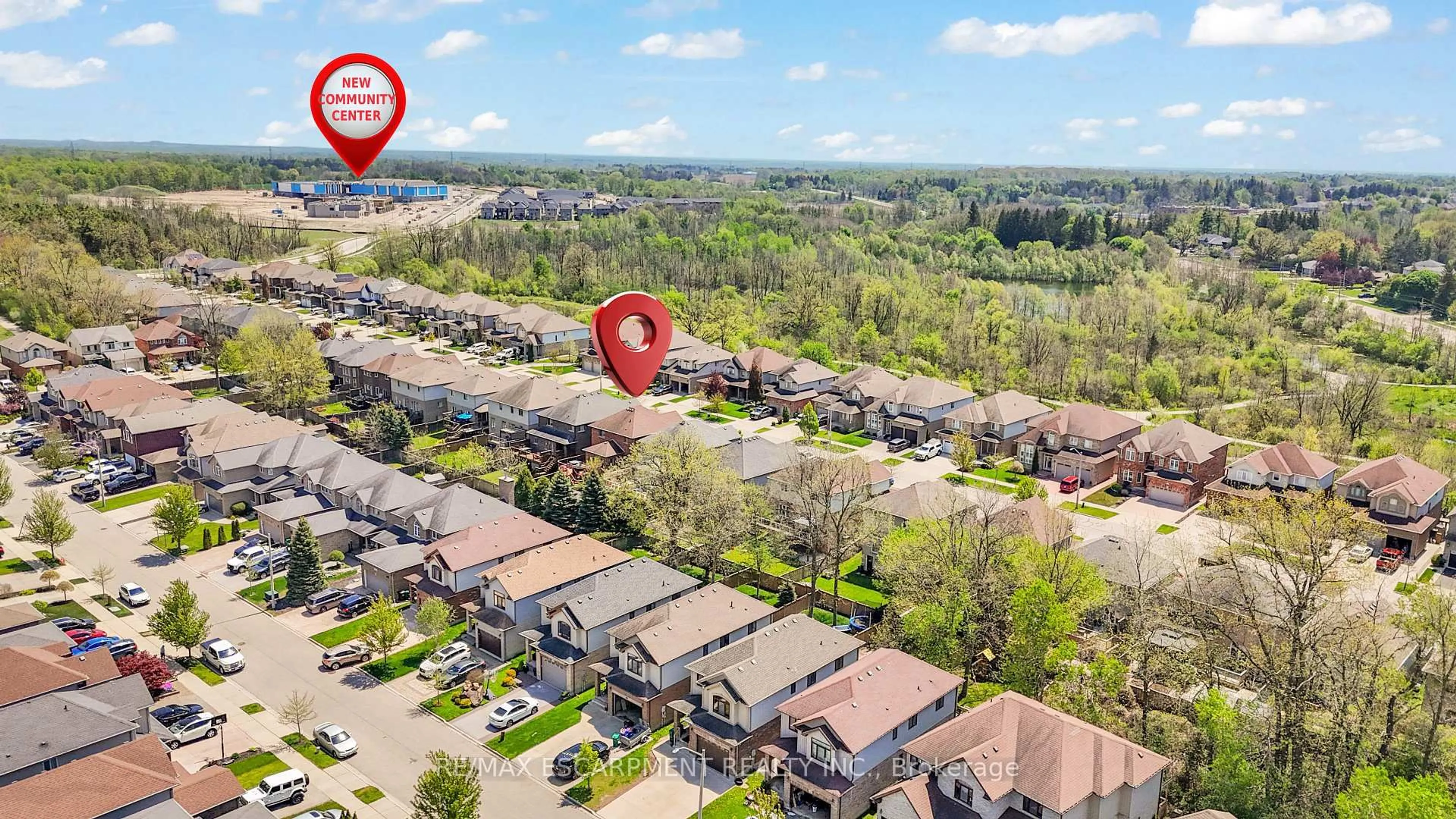 A pic from outside/outdoor area/front of a property/back of a property/a pic from drone, unknown for 73 Fitzgerald Dr, Cambridge Ontario N1T 2C6