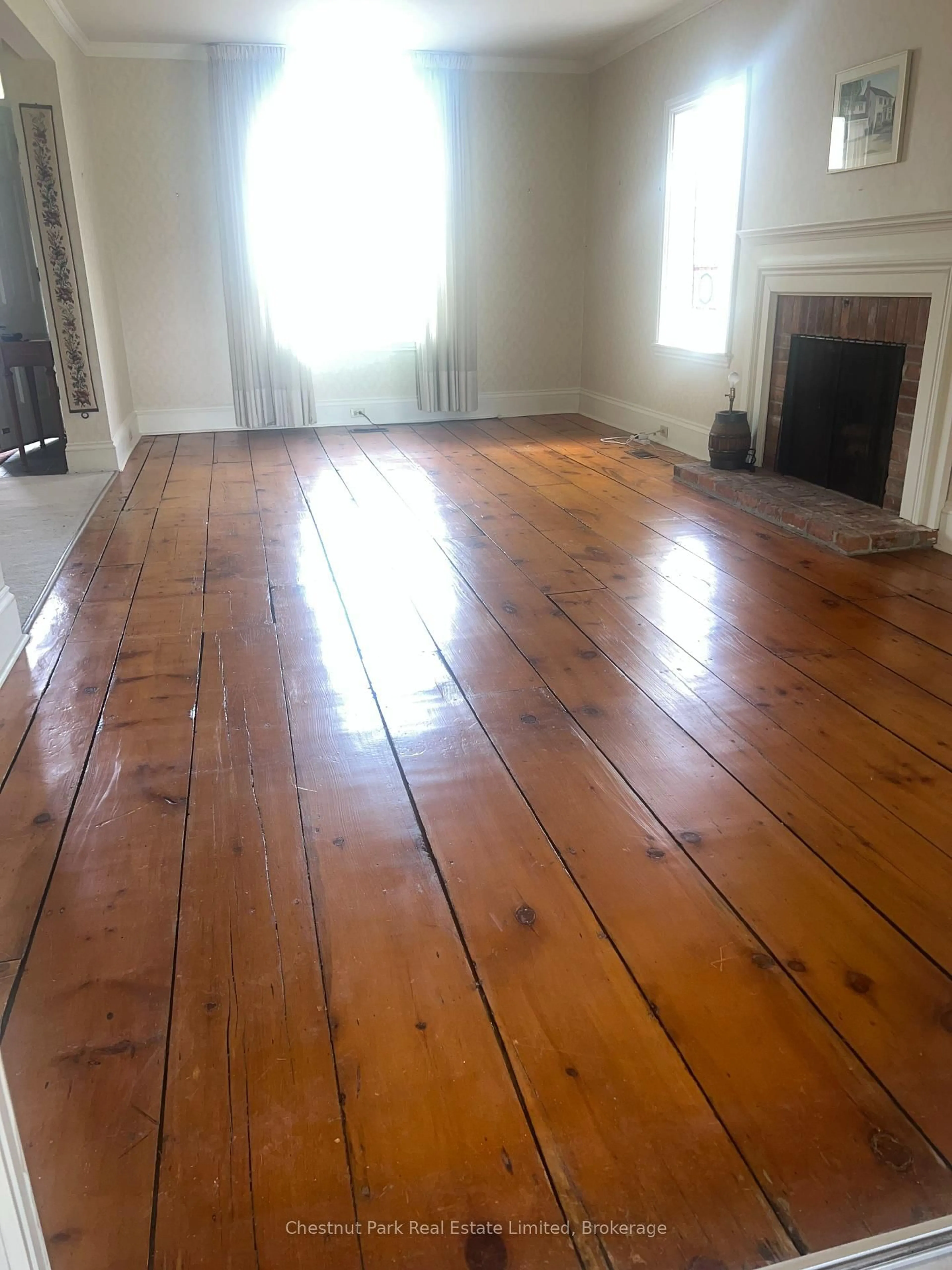 A pic of a room for 381 Wellington Main St, Prince Edward County Ontario K0K 3L0