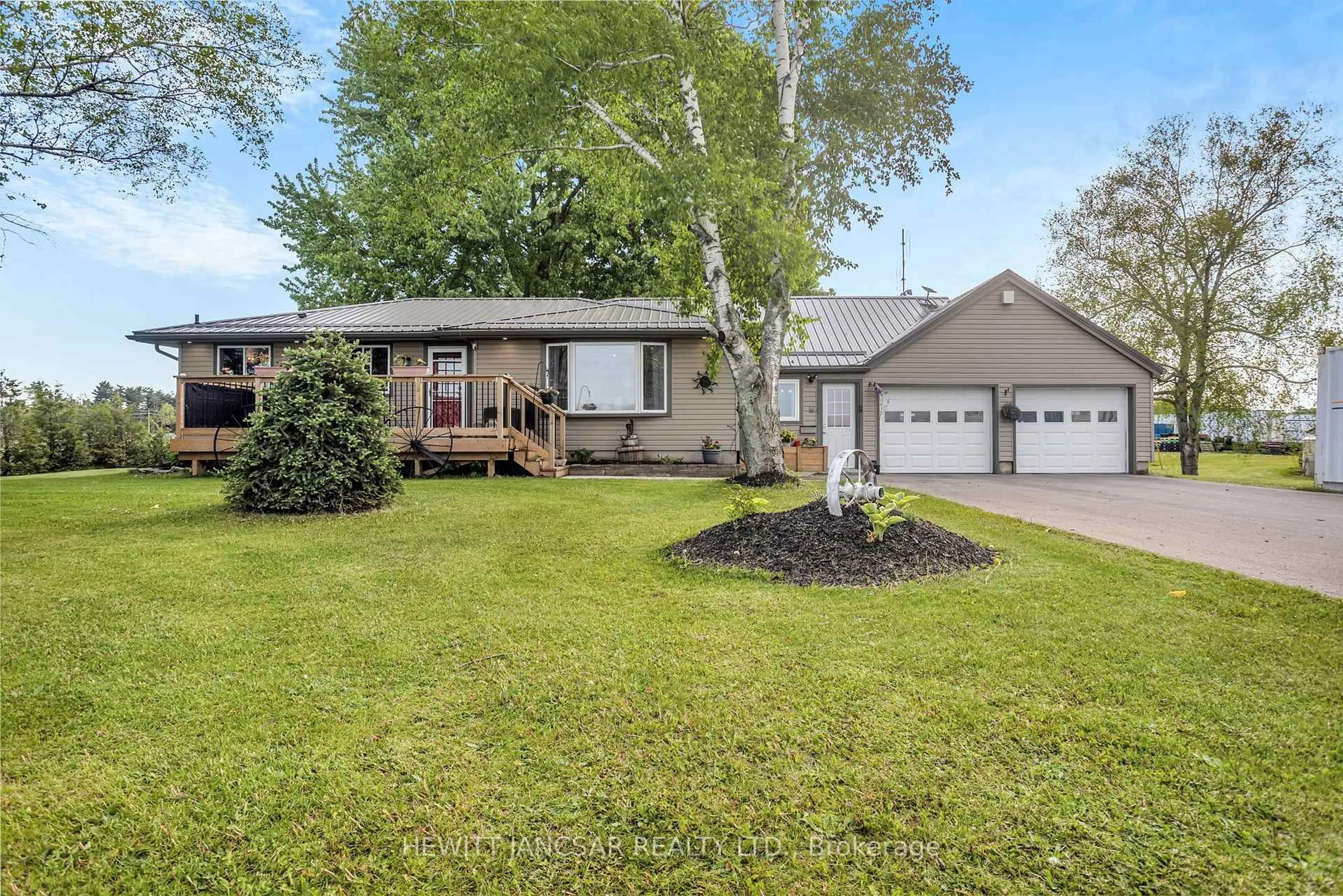 Home with vinyl exterior material, street for 2373 Hazen Rd, Norfolk Ontario N0E 1G0