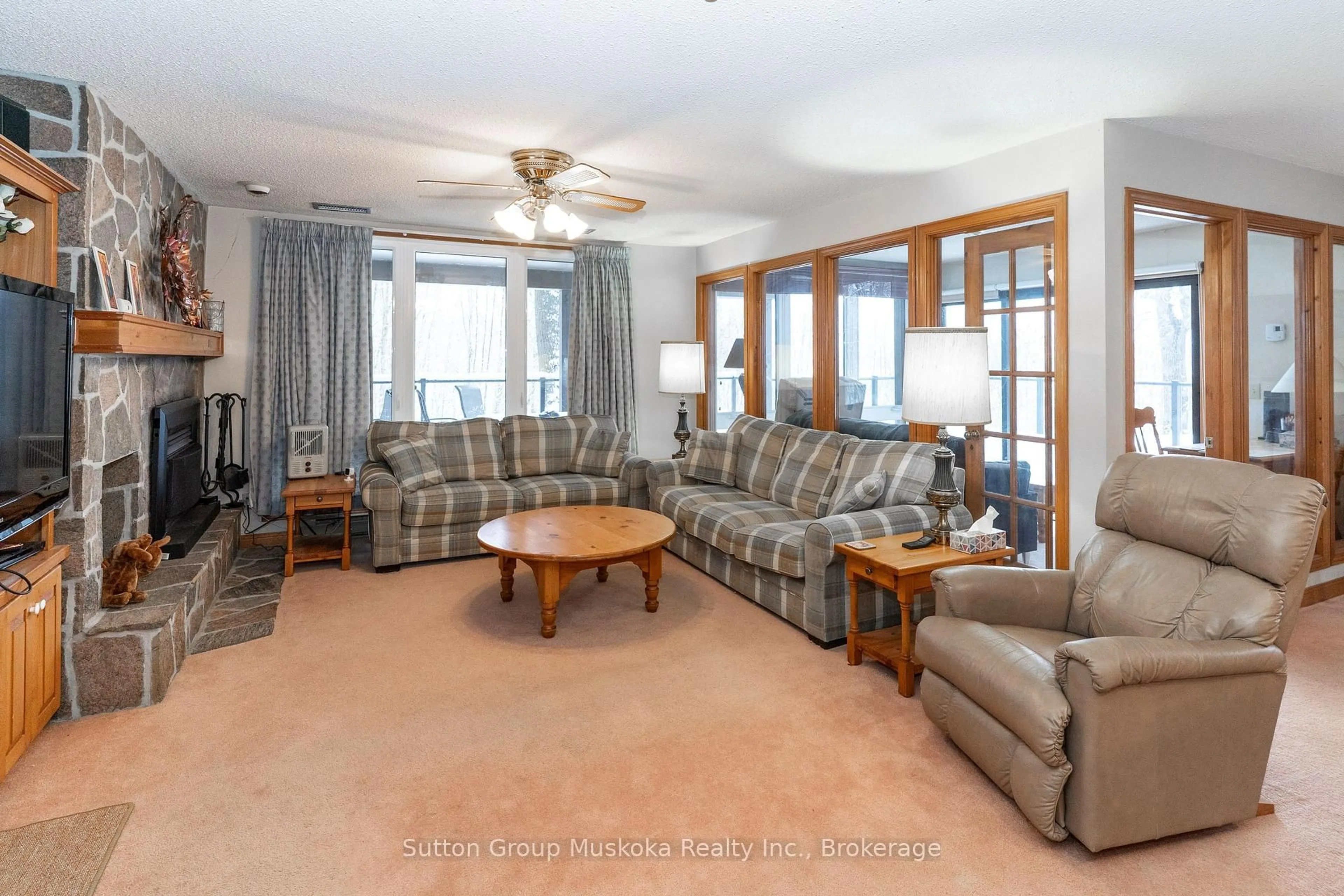 Living room with furniture, unknown for 22-102 Oakridge - Deerhurst Resort Dr, Huntsville Ontario P1H 2E8