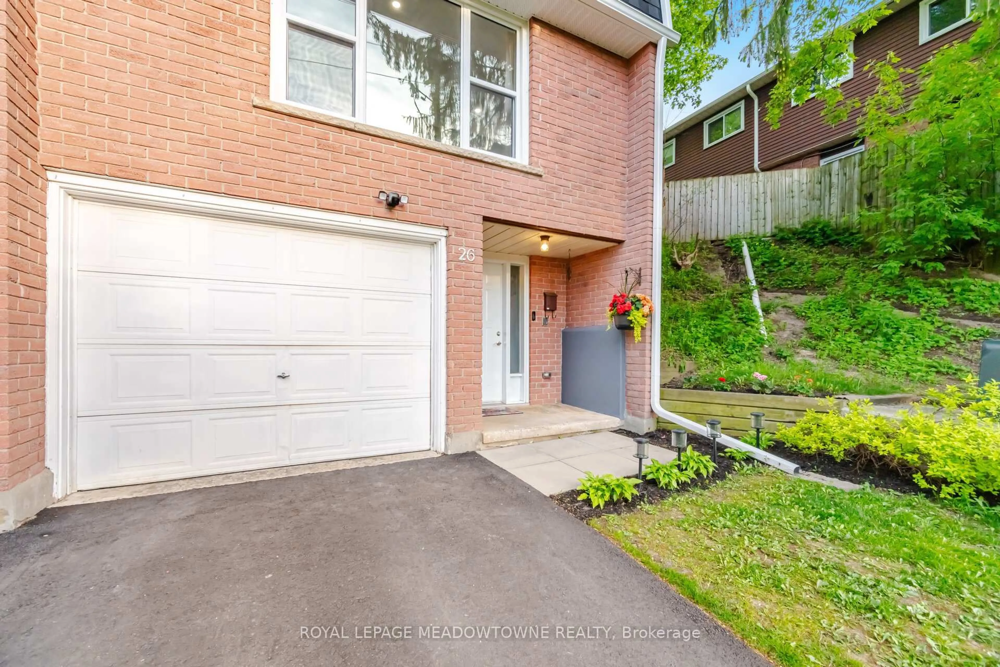 Home with brick exterior material, street for 100 Bluevale St #26, Waterloo Ontario N2J 4M9