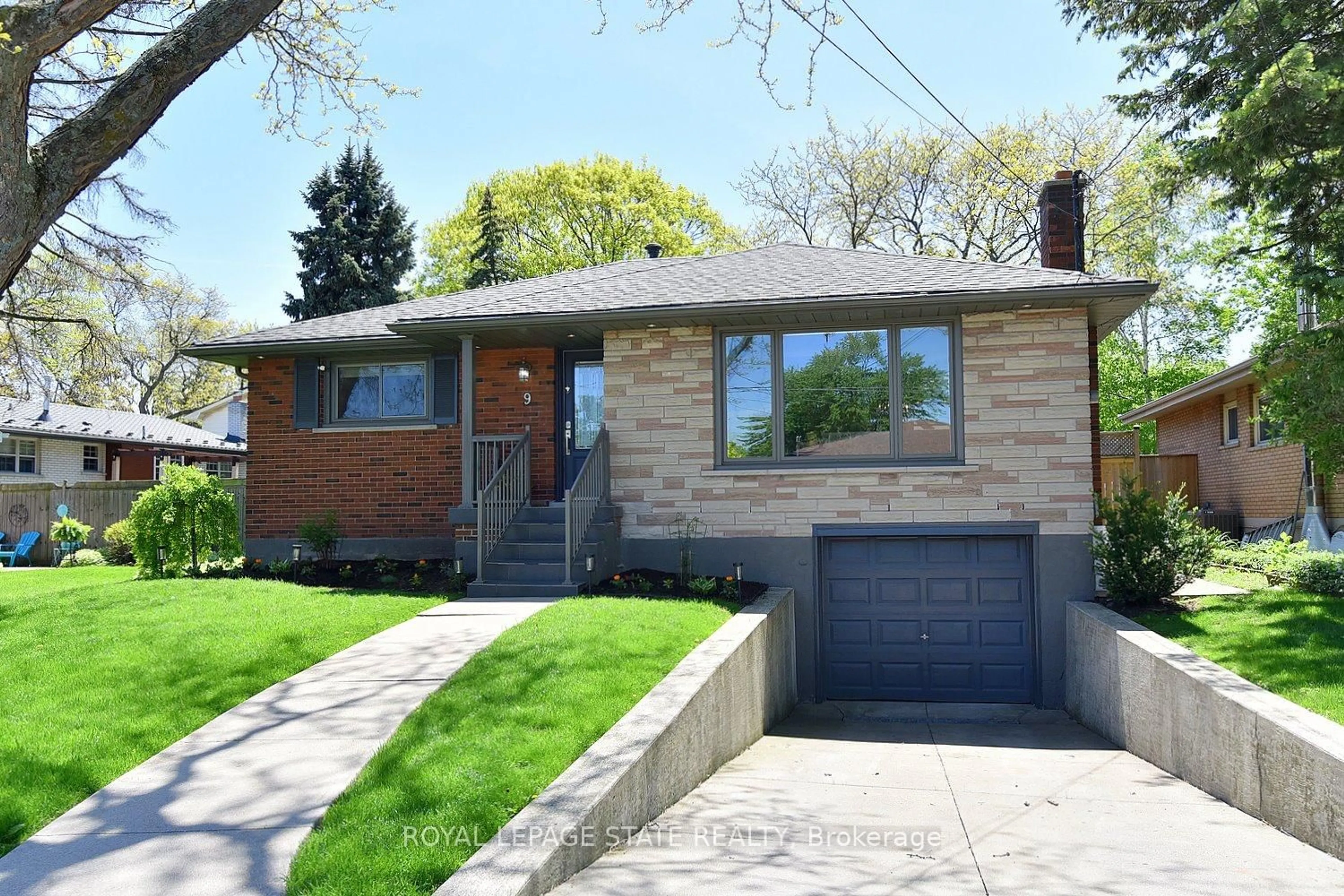 Home with brick exterior material, street for 9 San Fernando Dr, Hamilton Ontario L9C 2C1