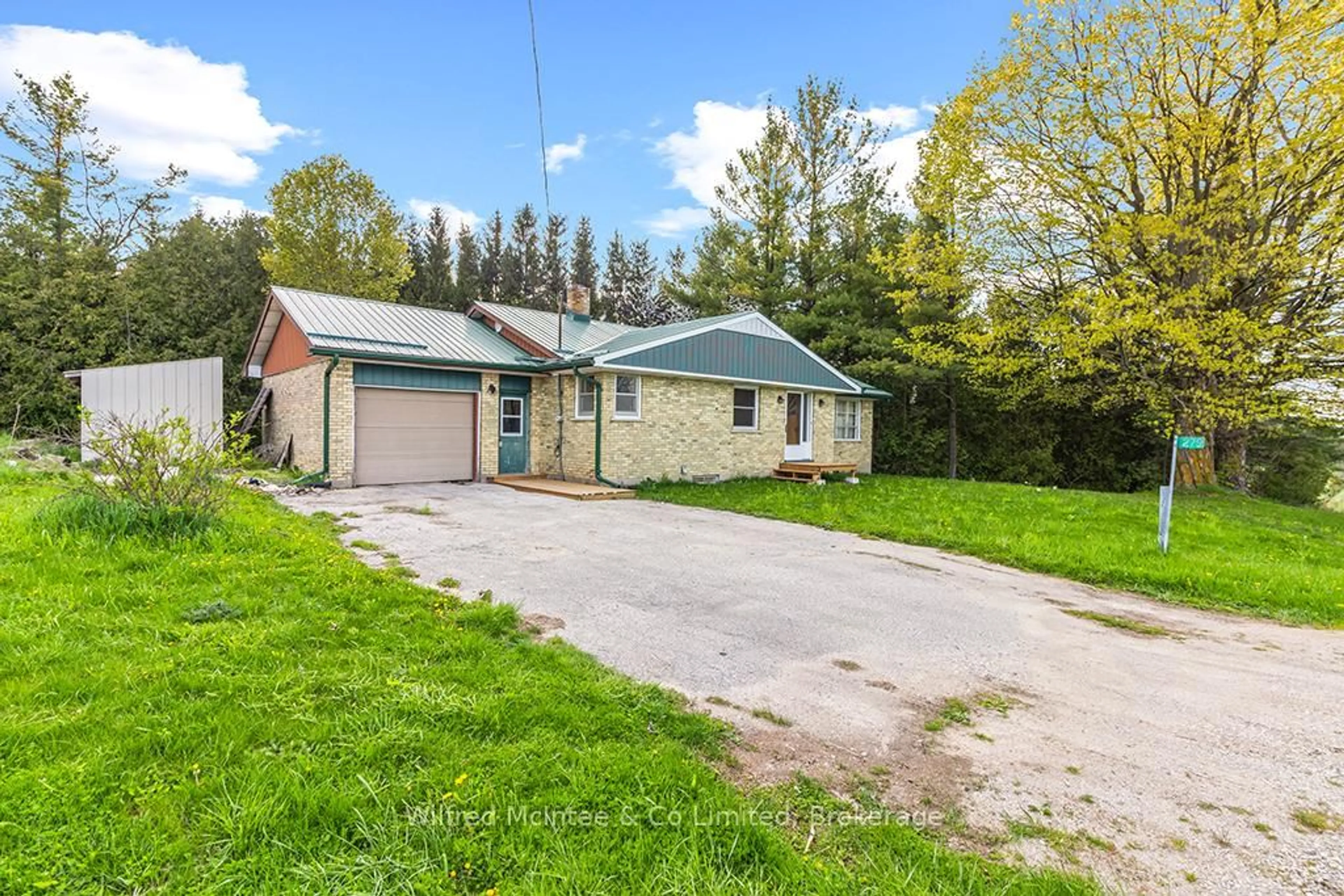A pic from outside/outdoor area/front of a property/back of a property/a pic from drone, street for 279 Sideroad 5 Rd, Arran-Elderslie Ontario N0H 2L0