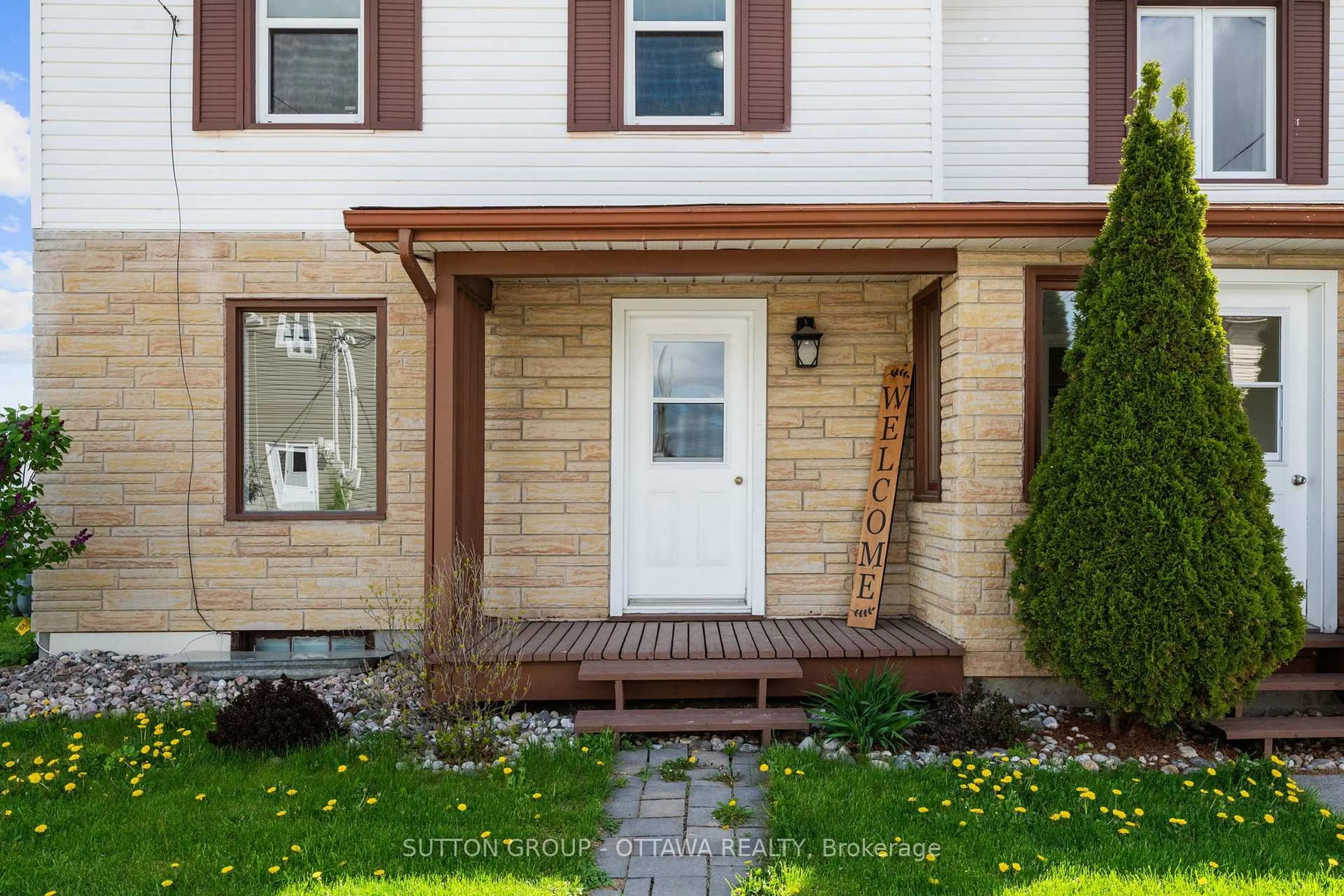Unknown for 1231 St Augustin Rd, Russell Ontario K0A 1W0