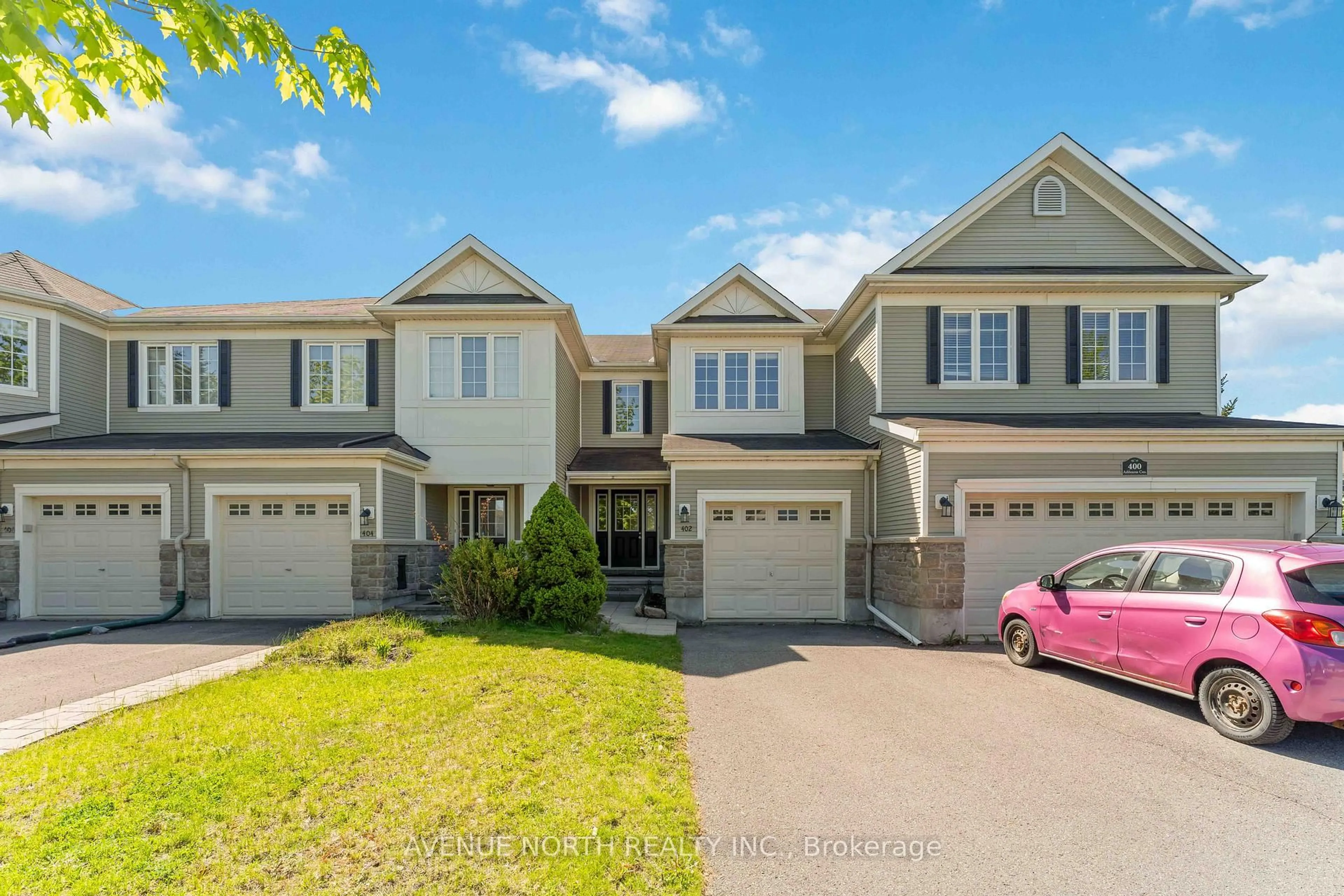 A pic from outside/outdoor area/front of a property/back of a property/a pic from drone, street for 402 Ashbourne Cres, Ottawa Ontario K2J 0H7