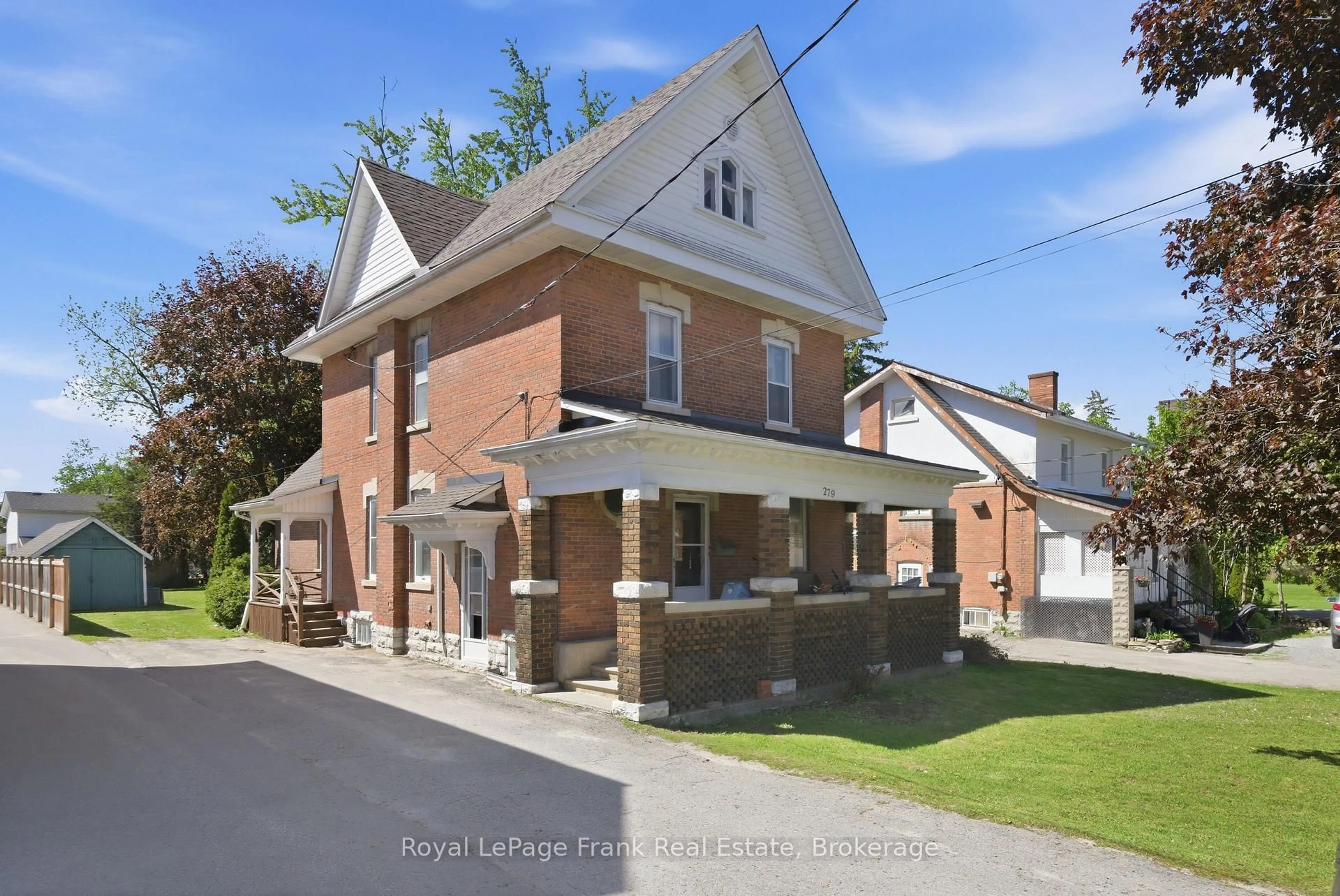Home with brick exterior material, street for 279 Kent St, Kawartha Lakes Ontario K9V 2Z8