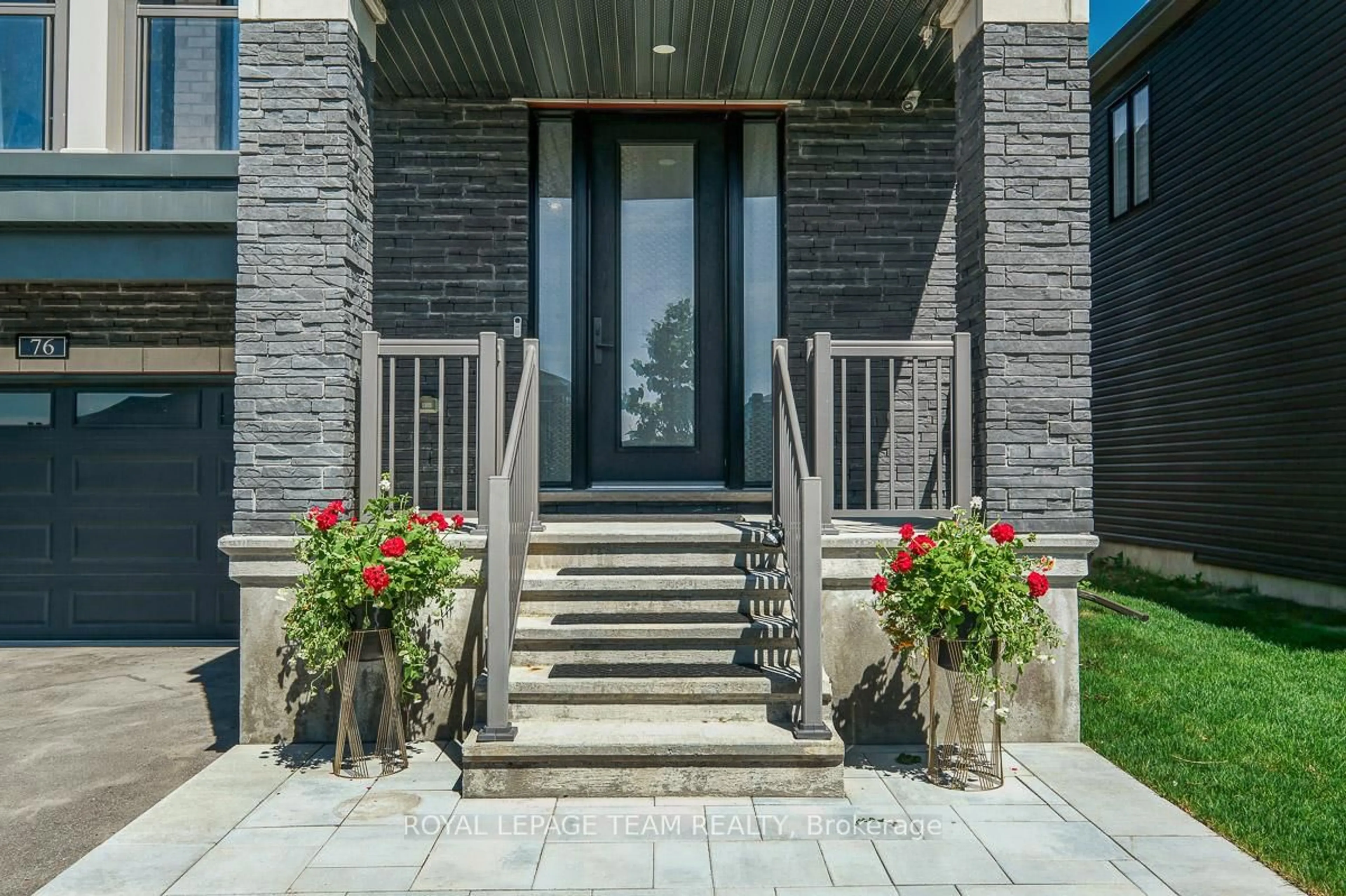 Unknown for 76 Ascari Rd, Manotick Ontario K4M 0M6