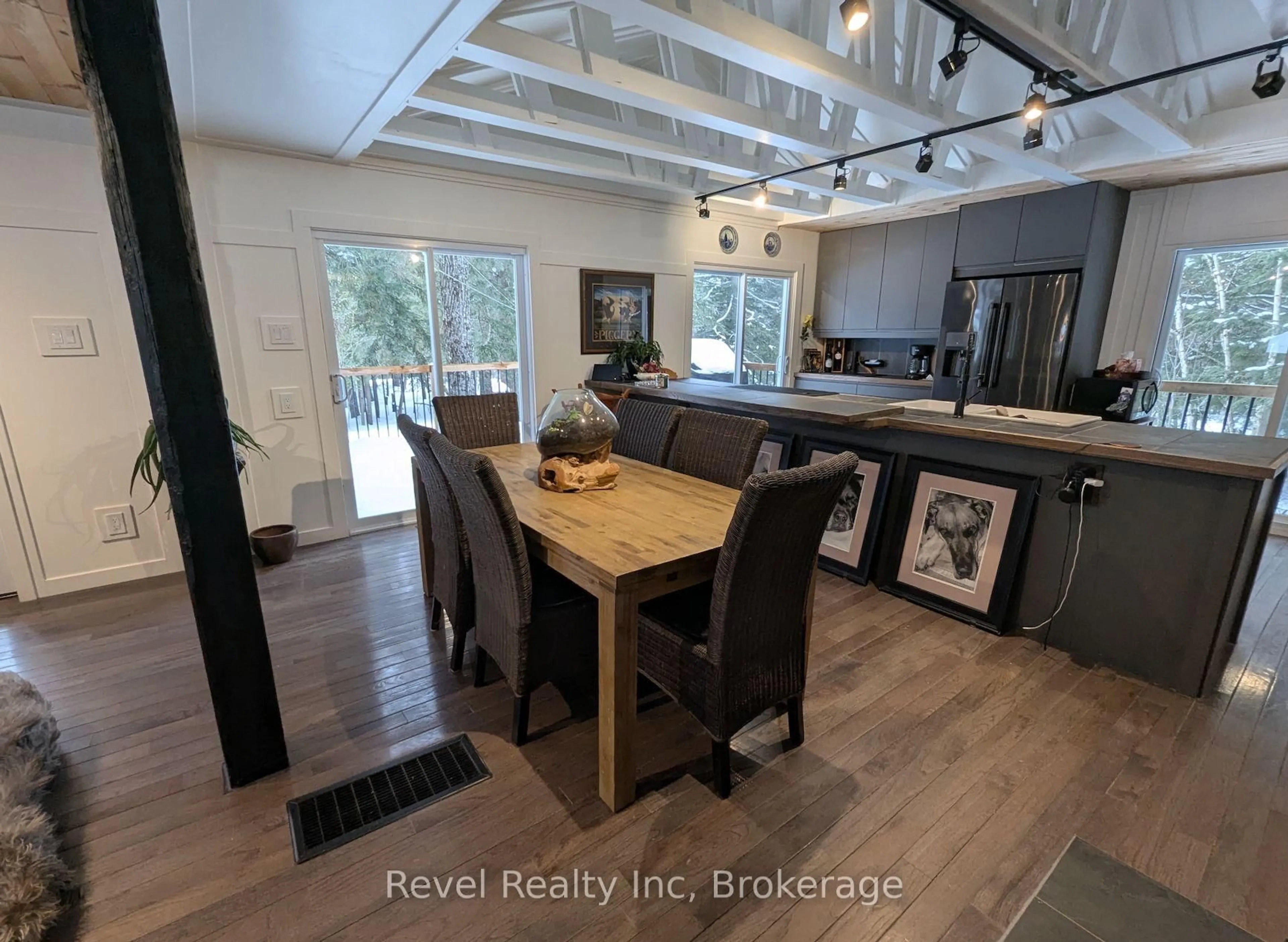 Open concept kitchen, unknown for 22 Camp Rd, McKellar Ontario P2A 0B4
