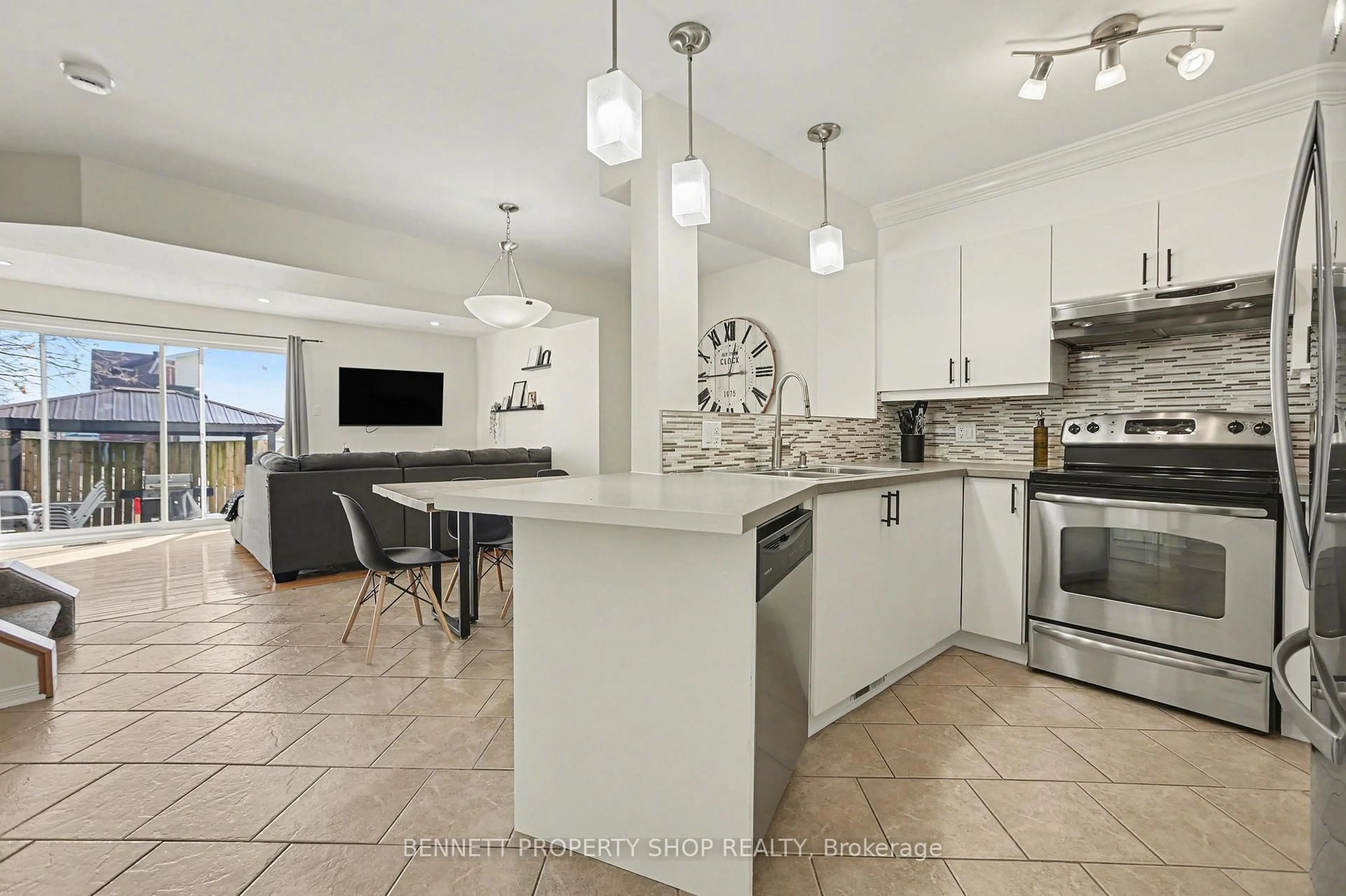 Open concept kitchen, ceramic/tile floor for 49 Forget St, Russell Ontario K0A 1W0