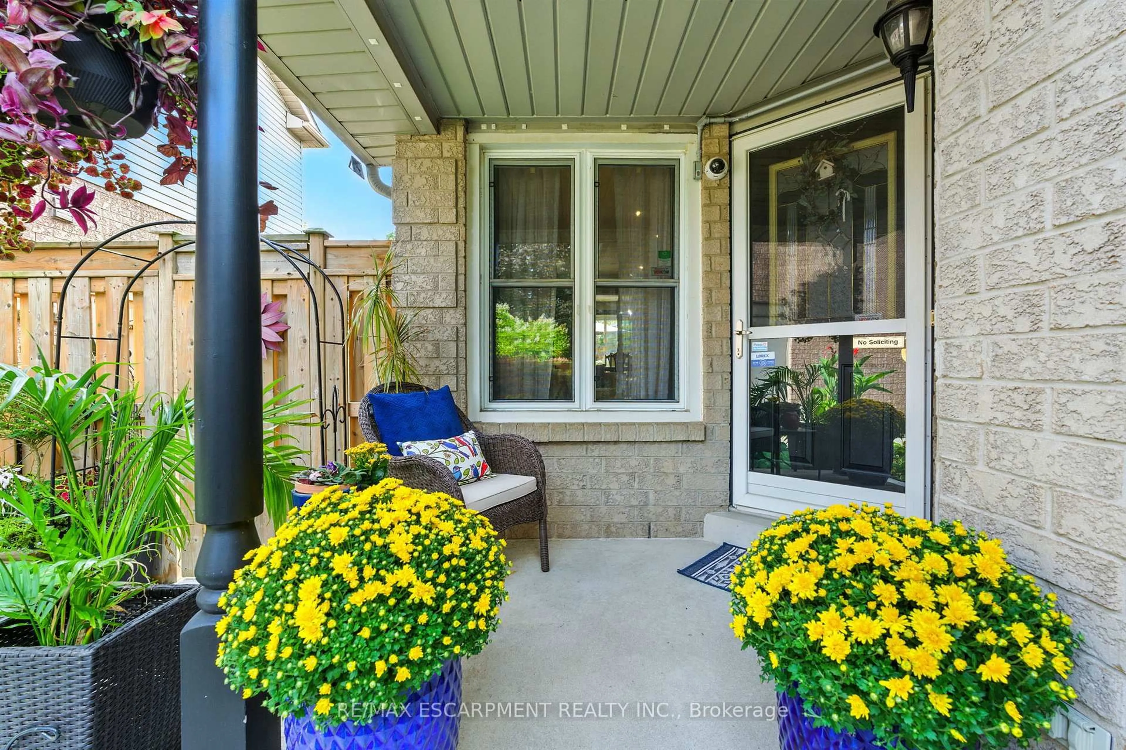 Patio, street for 88 Grindstone Way, Hamilton Ontario L9H 7B5
