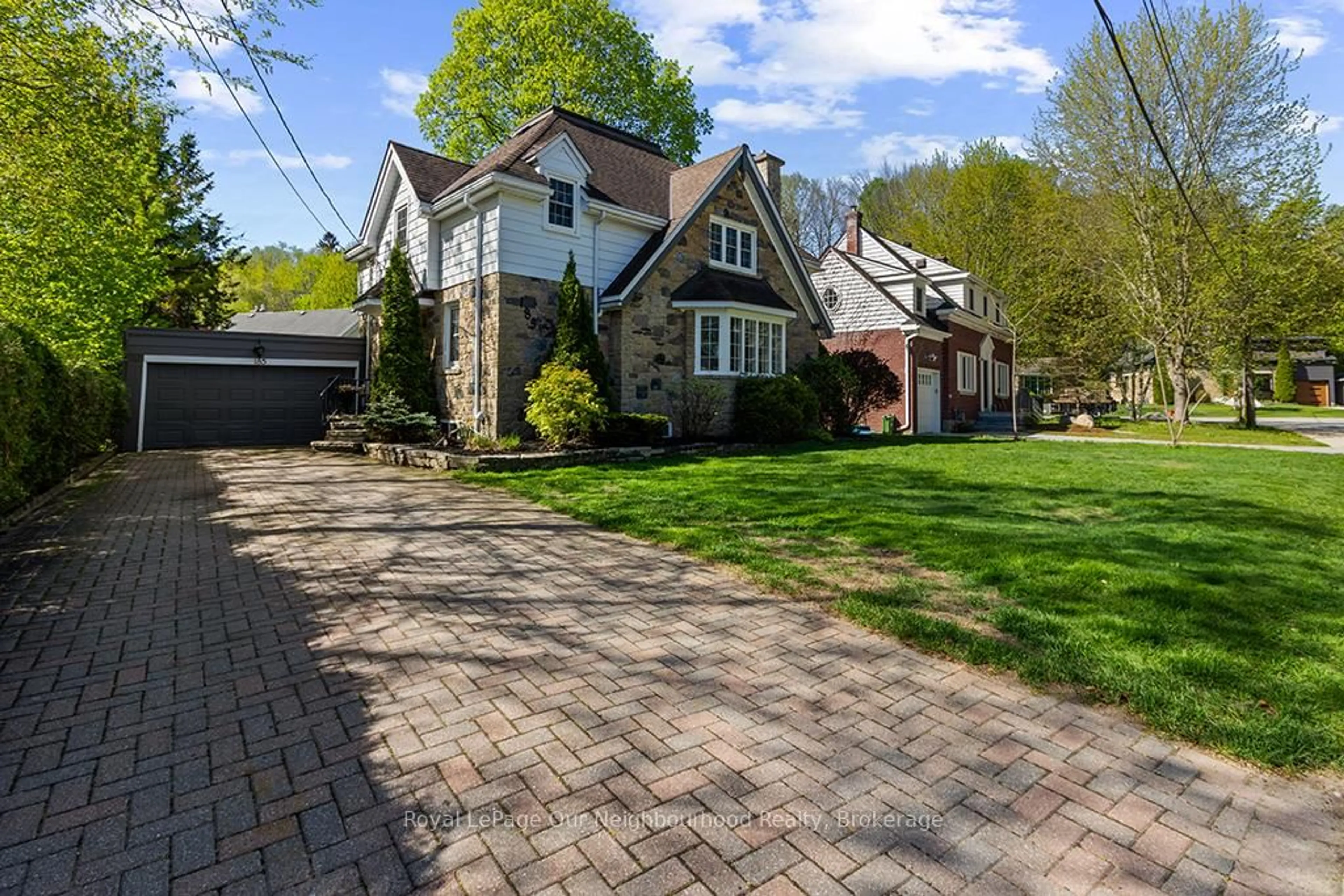 Home with brick exterior material, street for 185 4th St, Owen Sound Ontario N4K 3J8