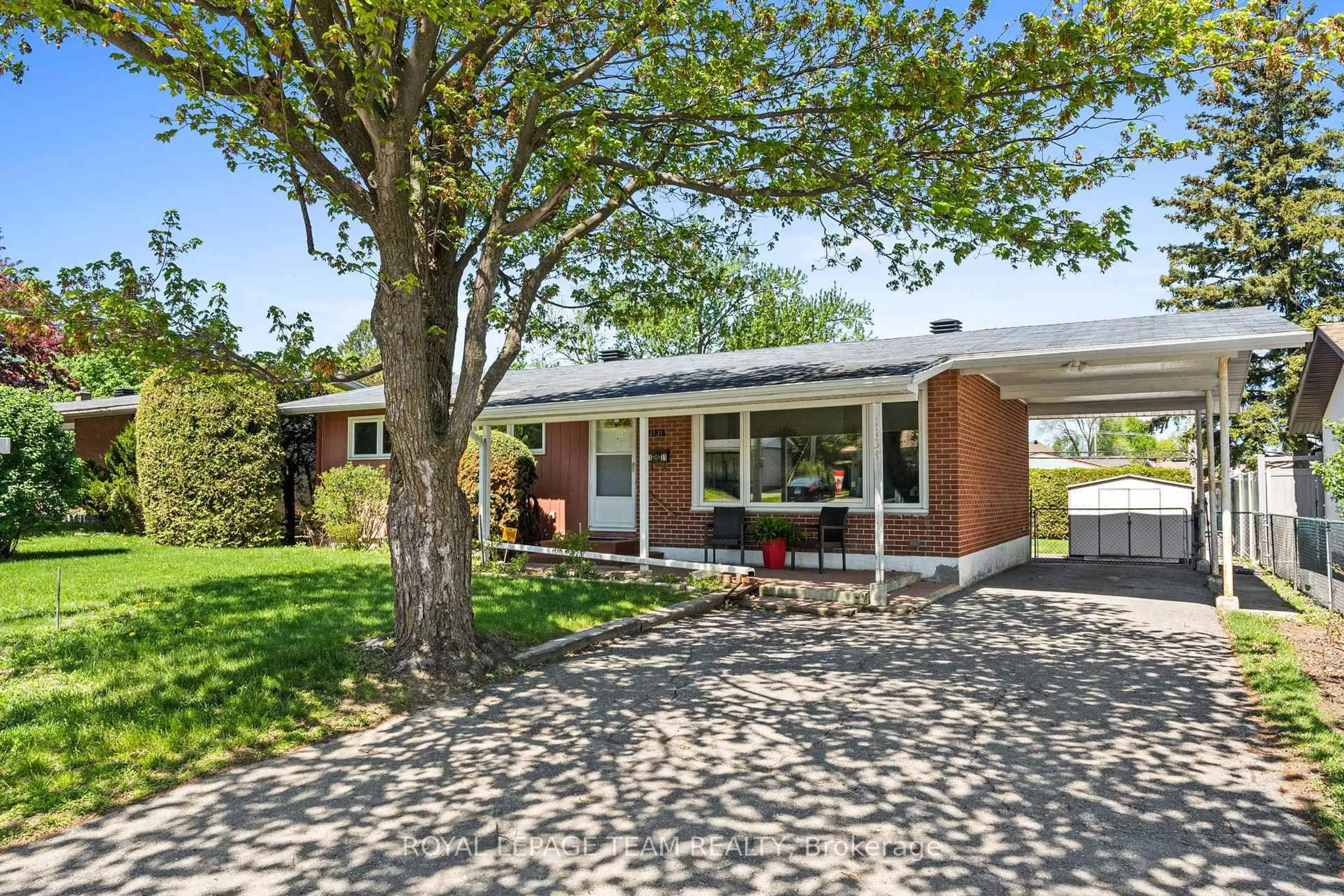 Home with brick exterior material, street for 1131 Deer Park Rd, Ottawa Ontario K2E 6G7