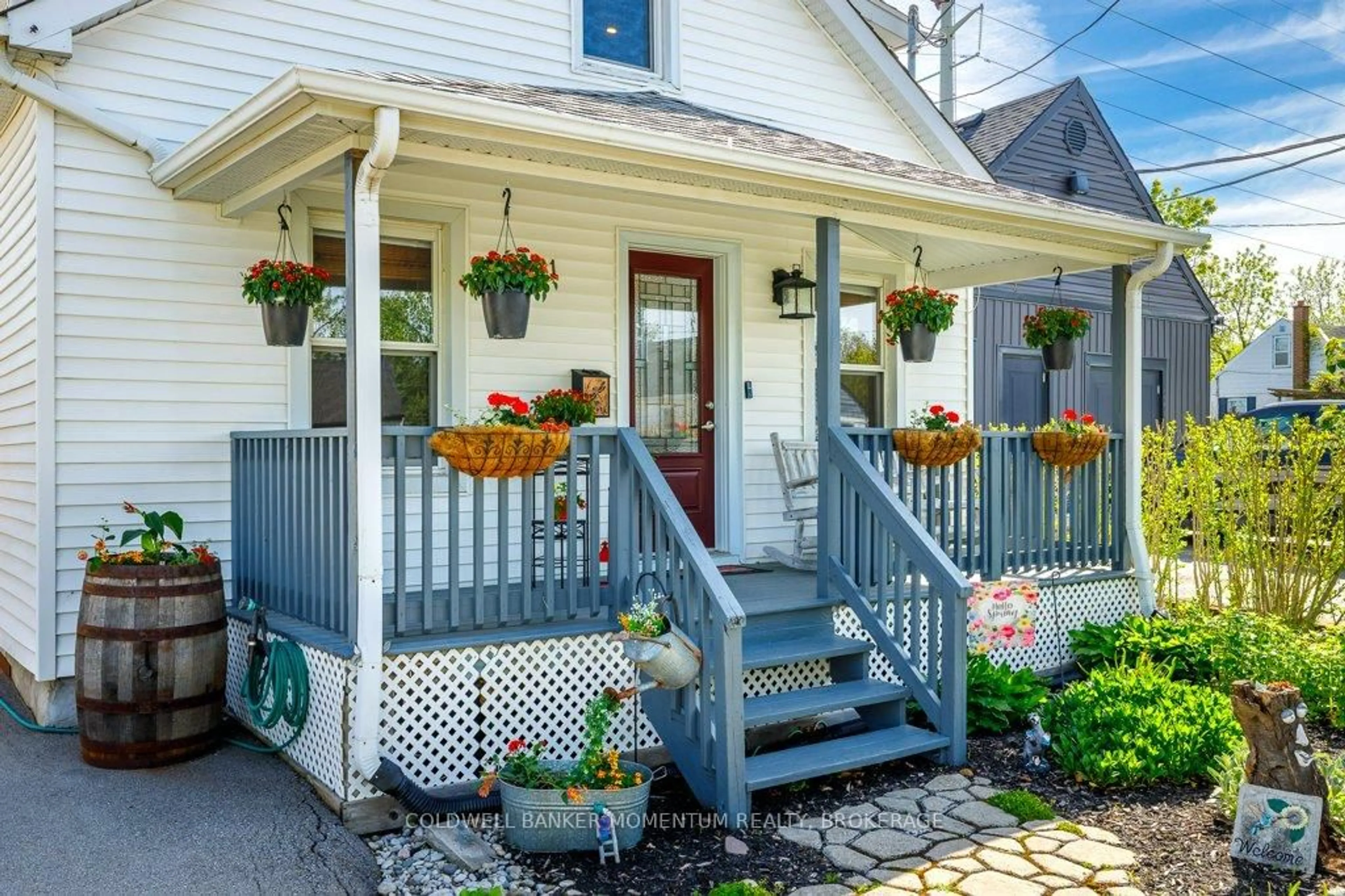 Unknown for 61 Rosedale Ave, St. Catharines Ontario L2P 1Y6