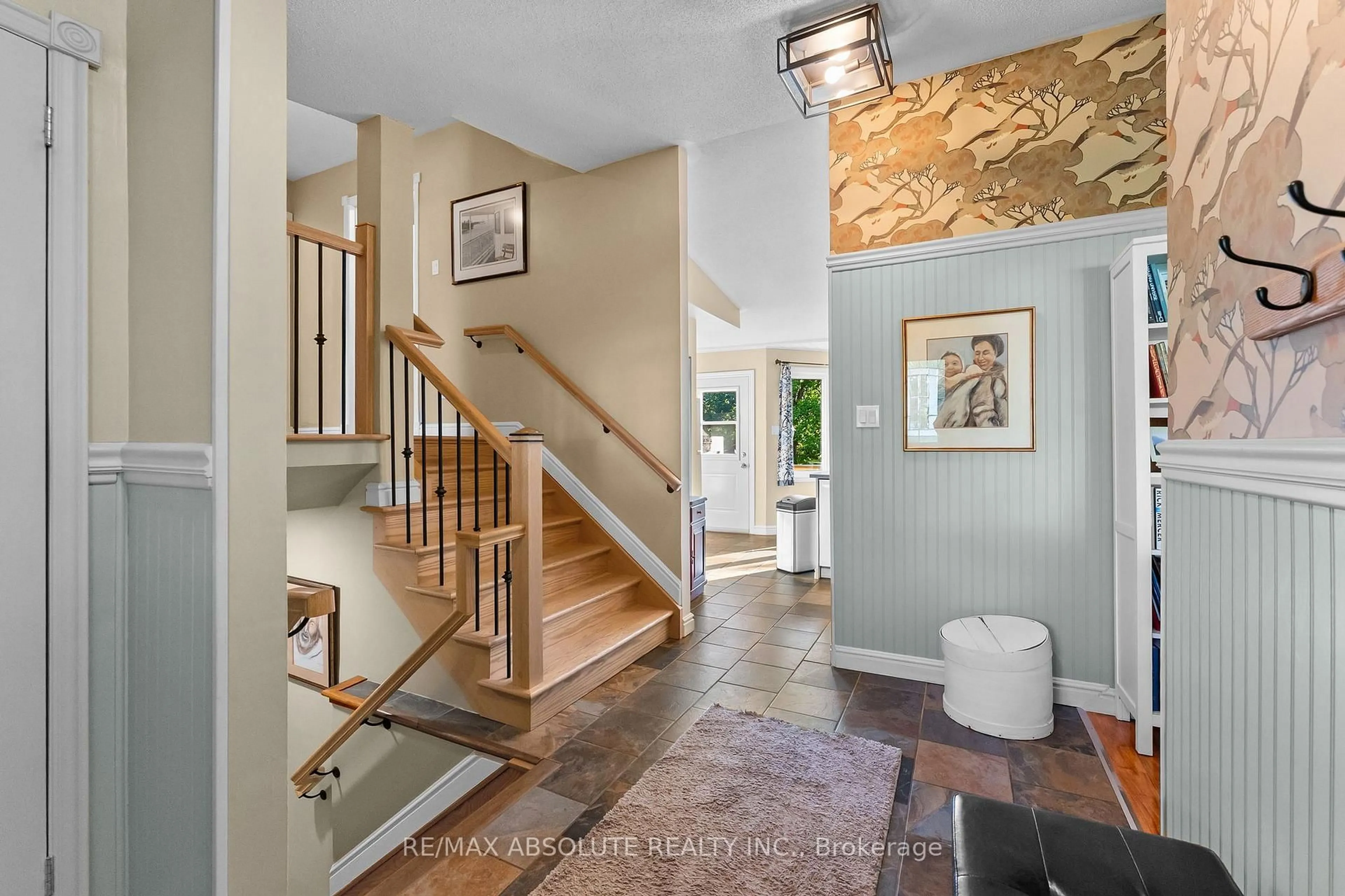 Unknown for 864 Centre St, Braeside Ontario K0A 1G0
