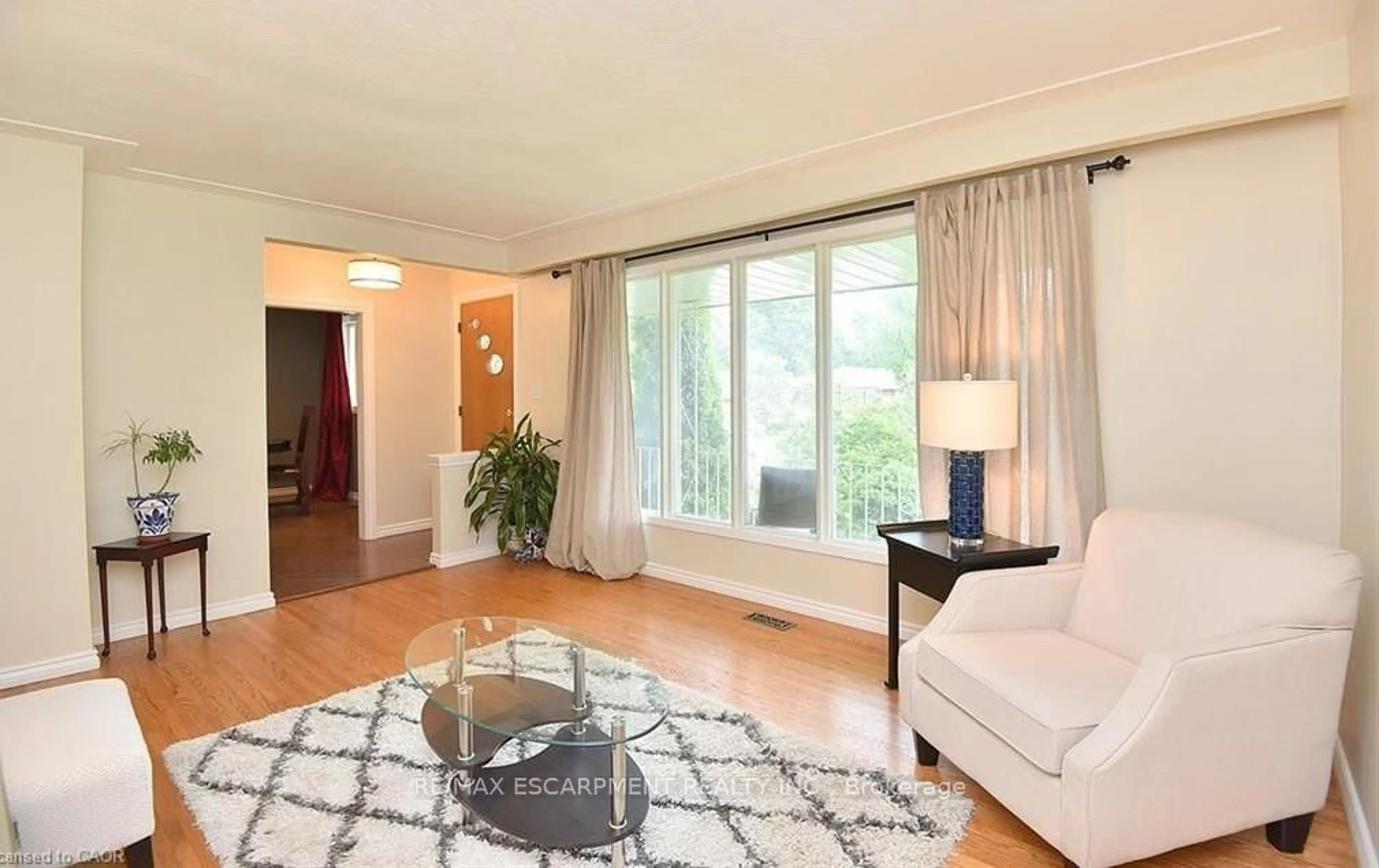 Unknown for 238 Fairridge Rd, Hamilton Ontario L8K 5M4