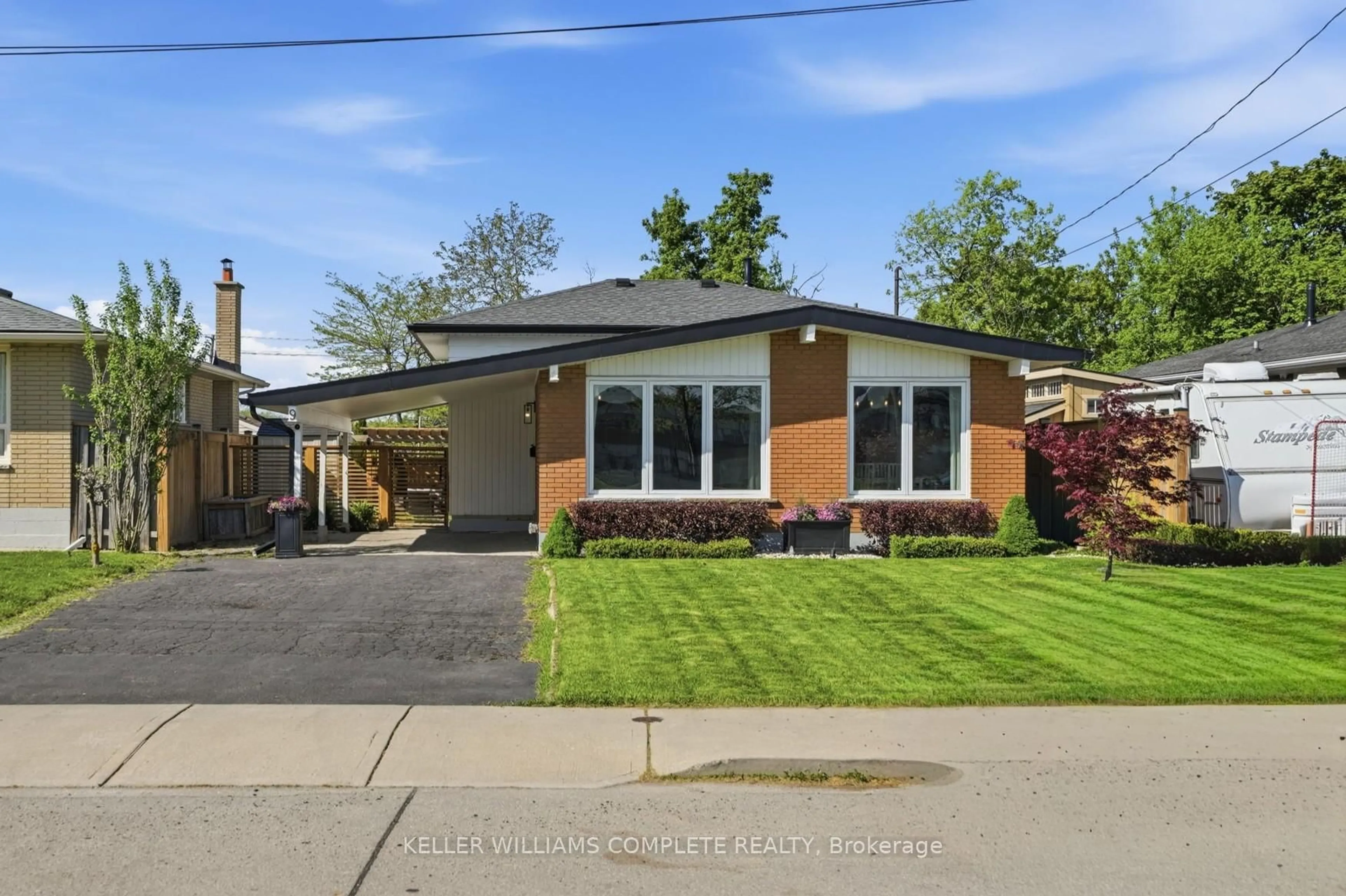 Unknown for 9 Reno Ave, Hamilton Ontario L8T 2S5