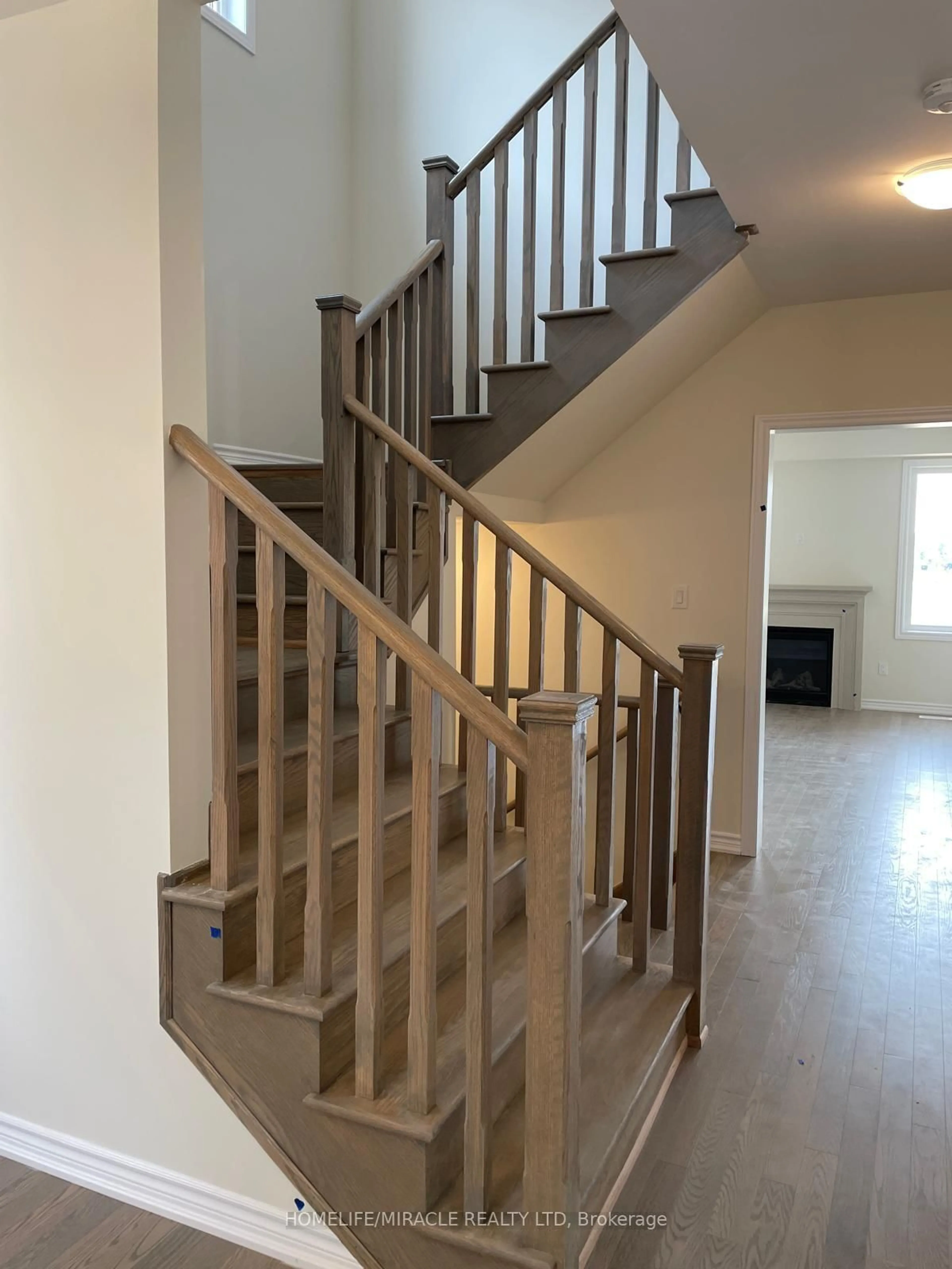 Unknown for 55 Granka St, Brantford Ontario N3T 0X3
