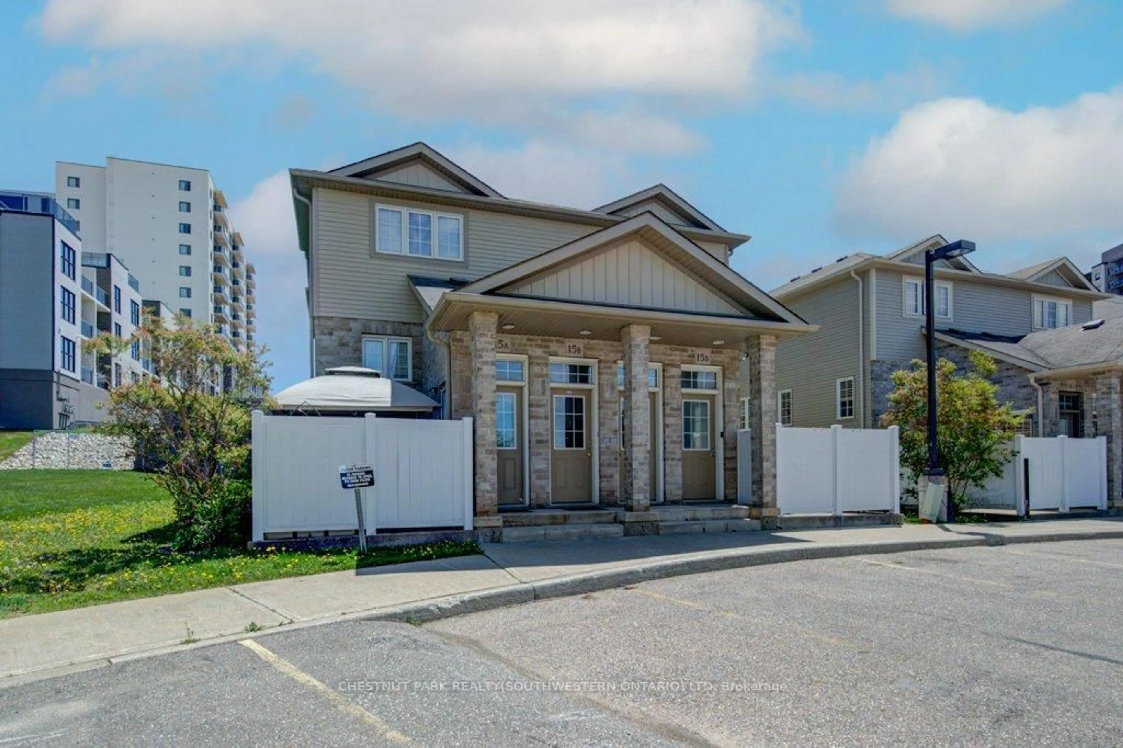 Unknown for 240 Westmeadow Dr #15C, Kitchener Ontario N2N 0A1