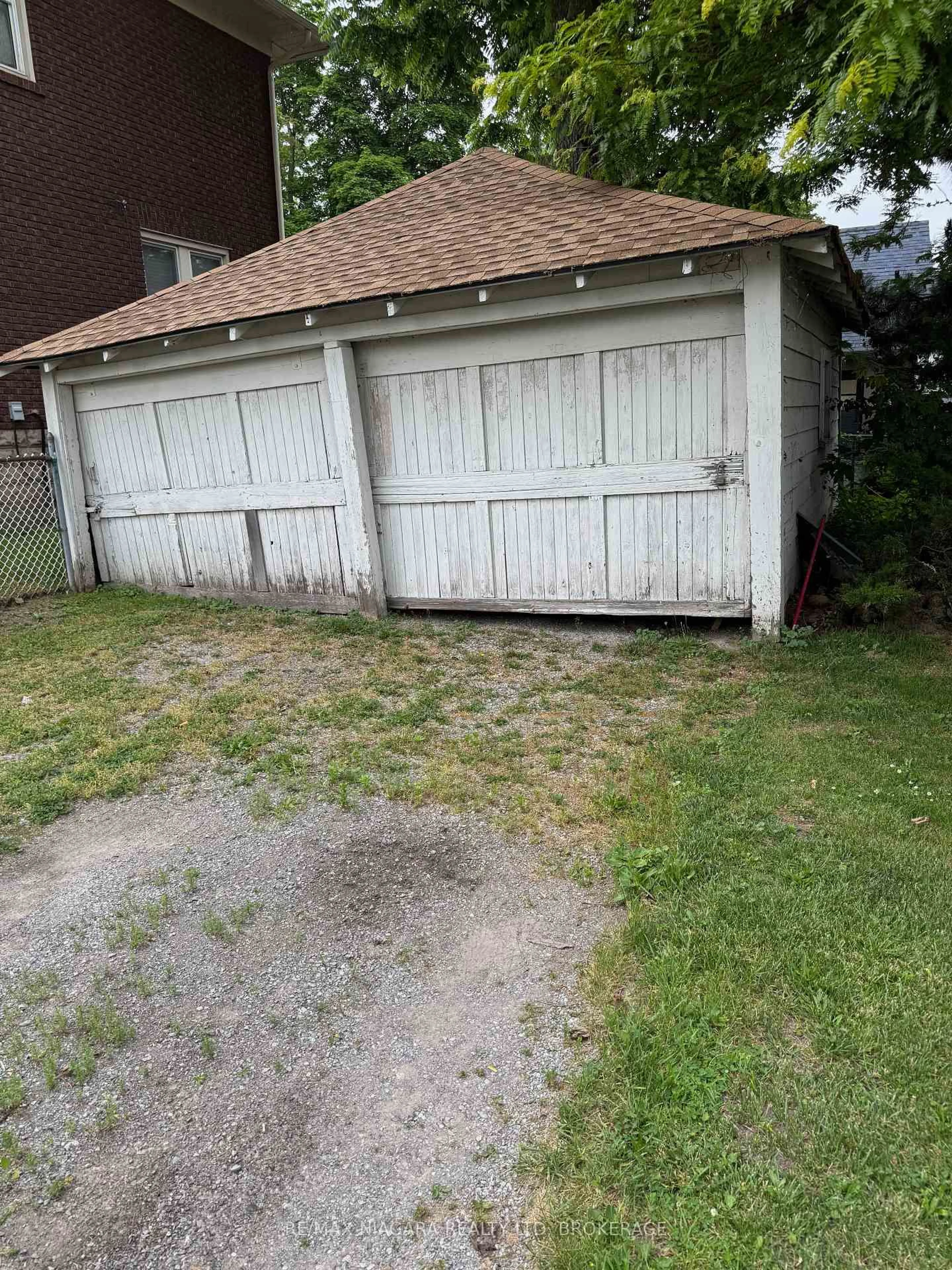 Unknown for 697 Niagara Blvd, Fort Erie Ontario L2A 3J1
