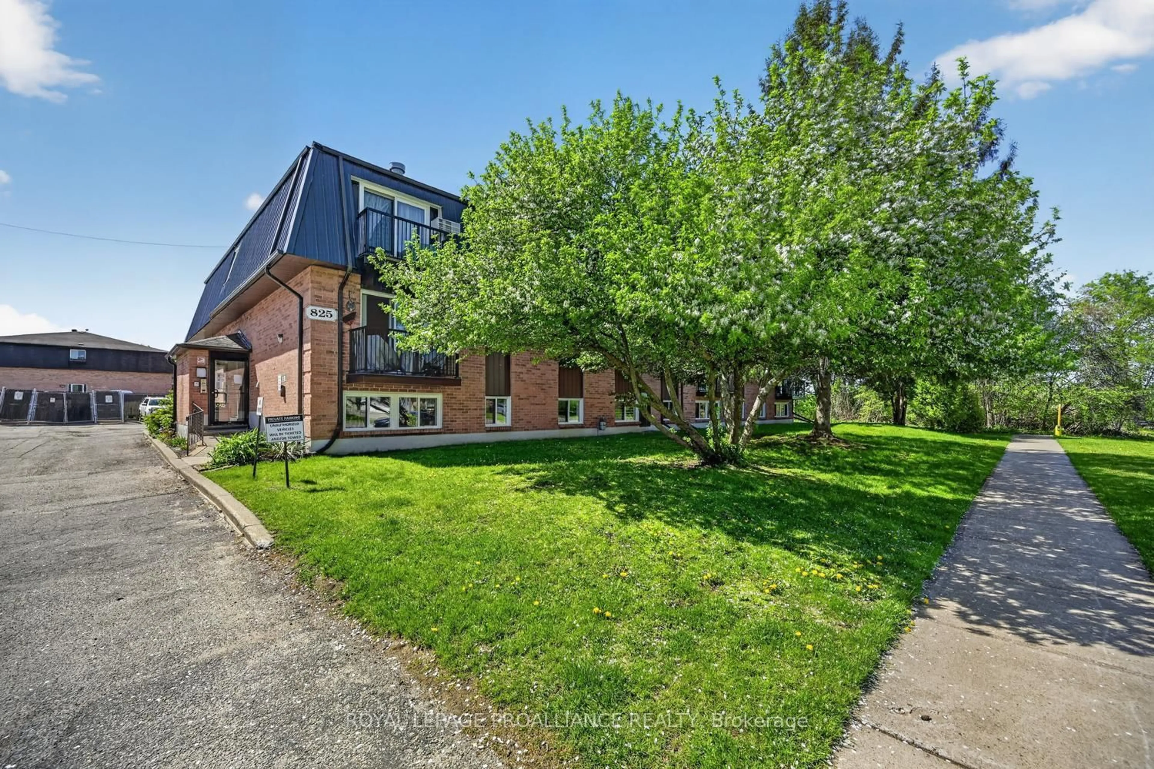 Unknown for 825 Macodrum Dr #2, Brockville Ontario K6V 6P6