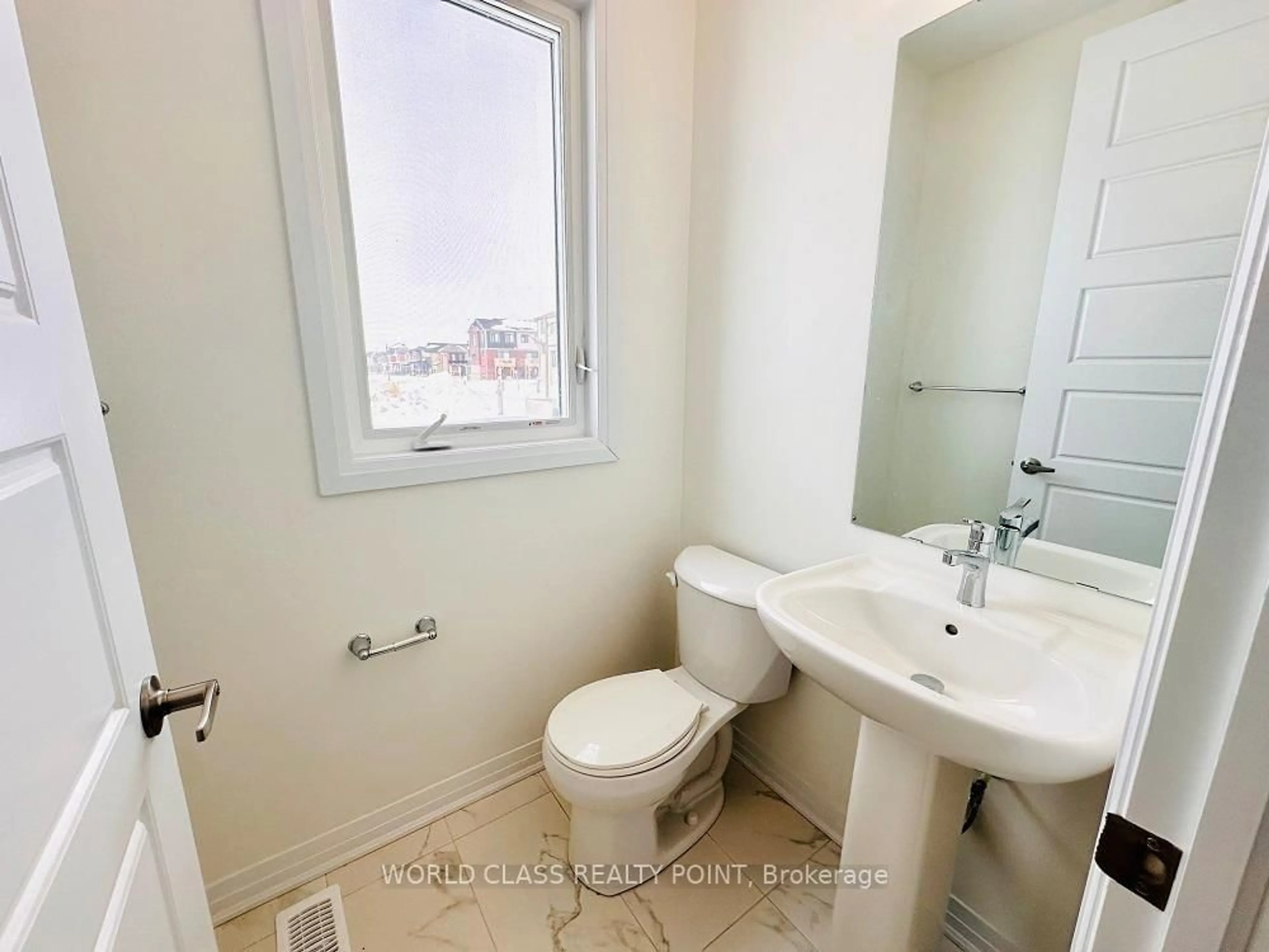 Standard bathroom, unknown for 153 Wilmot Rd, Brantford Ontario N3T 0W5