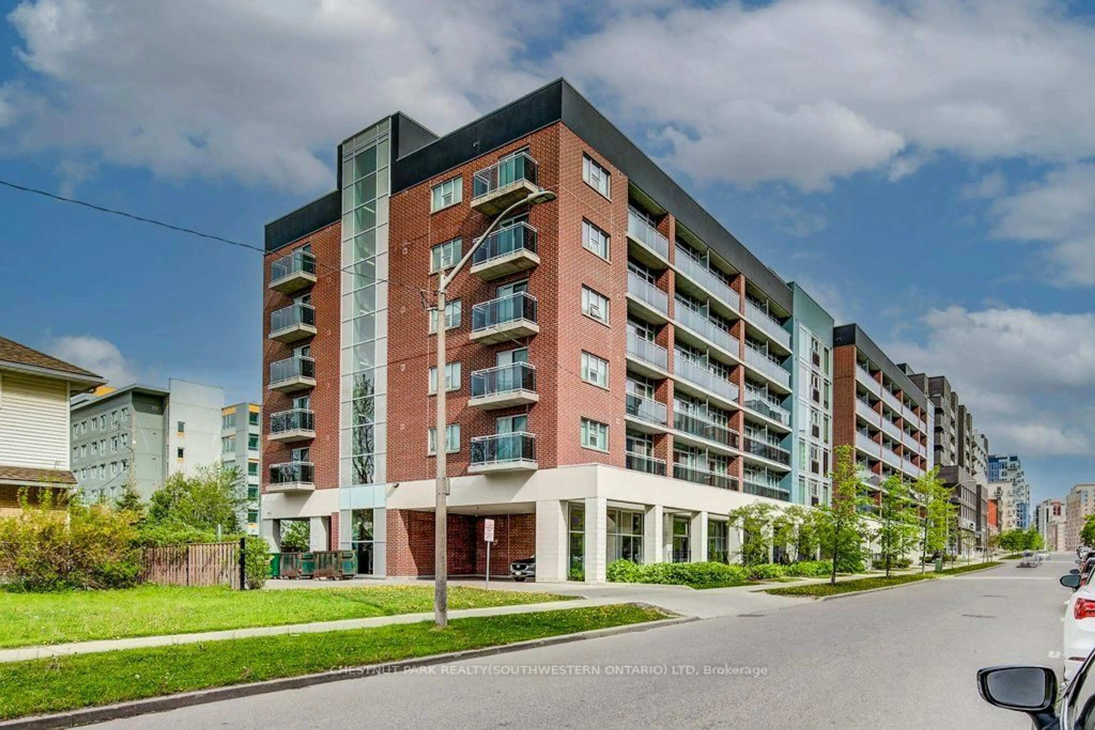 Unknown for 308 Lester St #528, Waterloo Ontario N2L 0H9