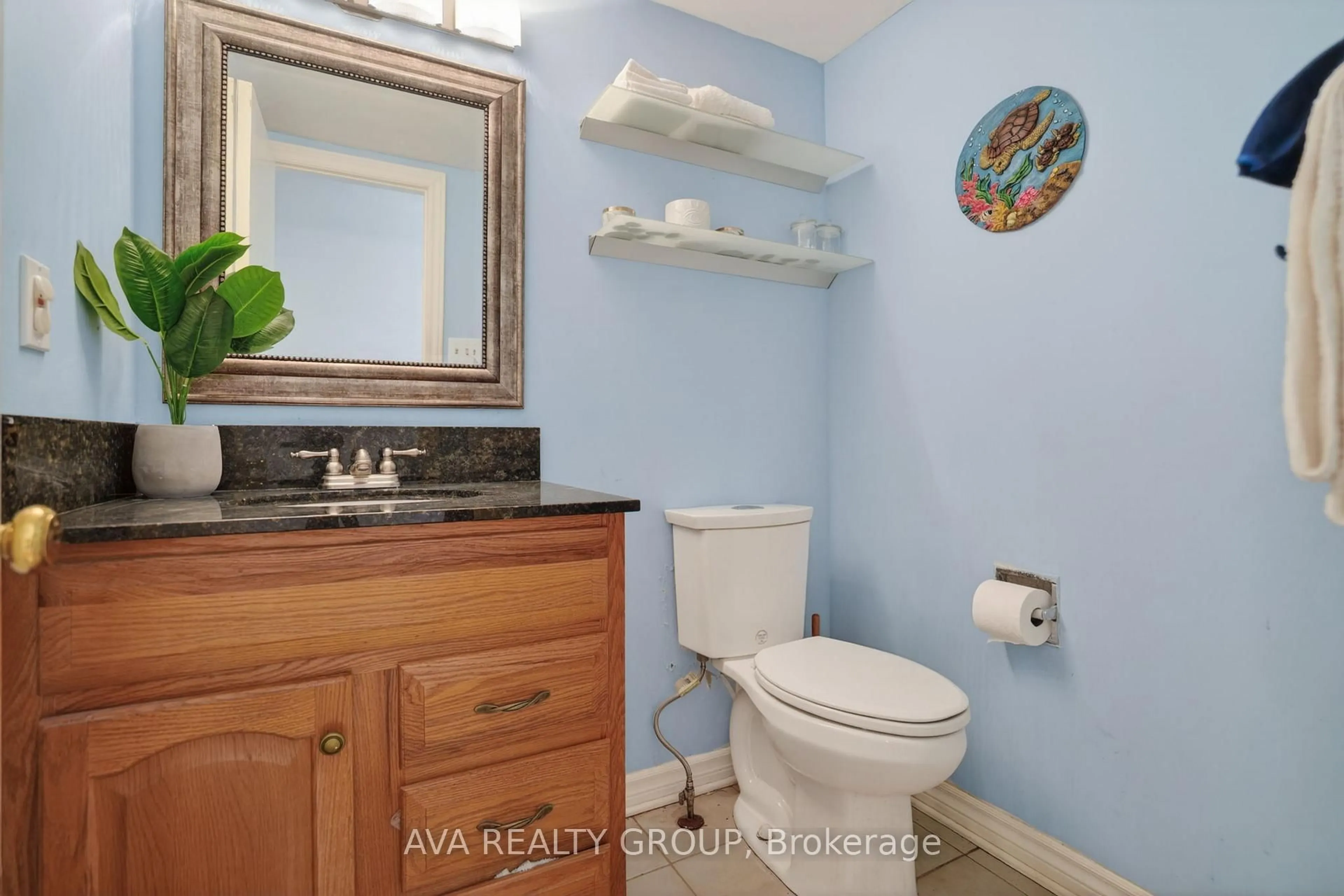 Standard bathroom, ceramic/tile floor for 27 Danaher Dr, Ottawa Ontario K2J 3Y5