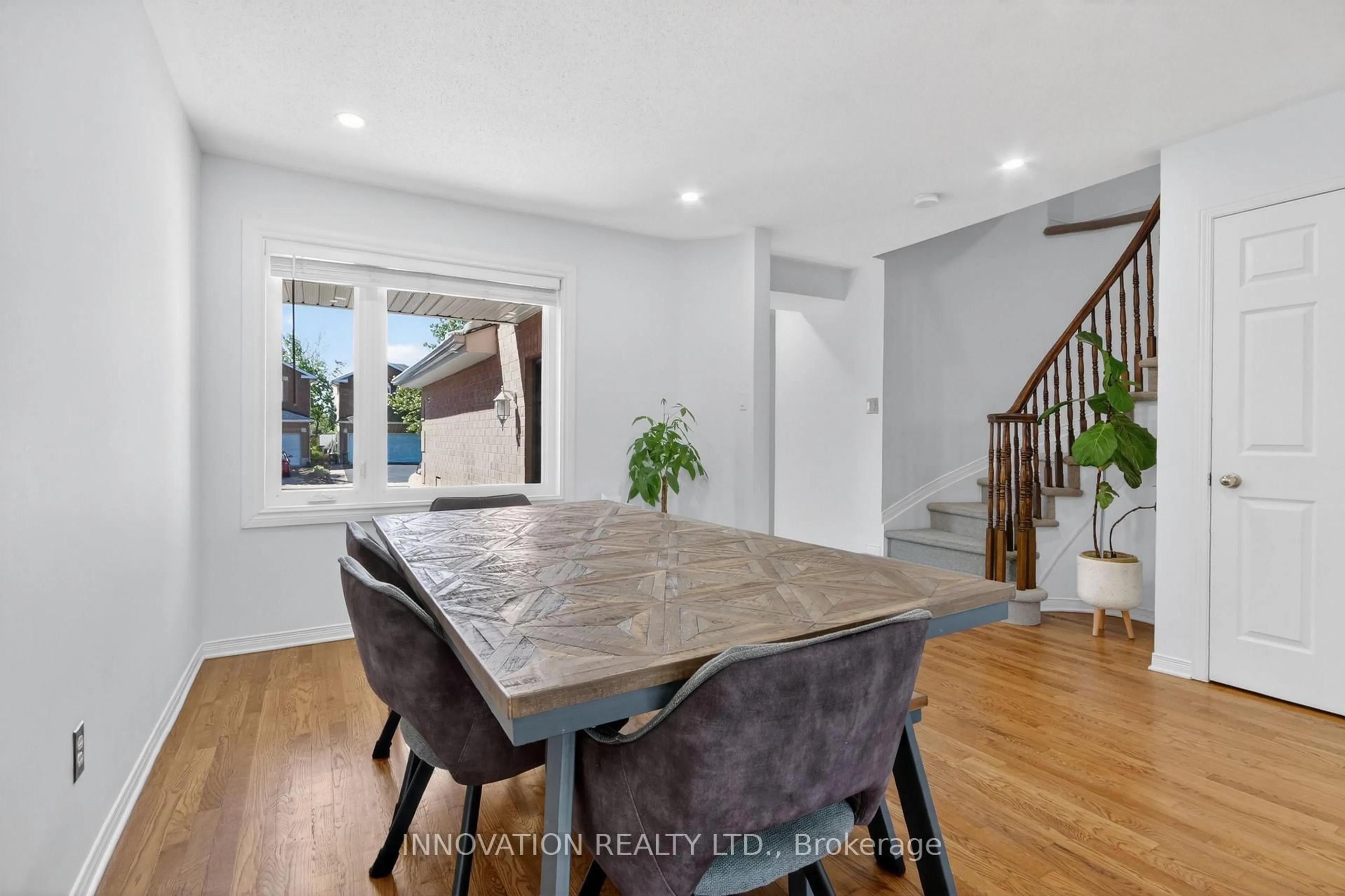 Dining room, unknown for 234 Mountshannon Dr, Ottawa Ontario K2J 4N5