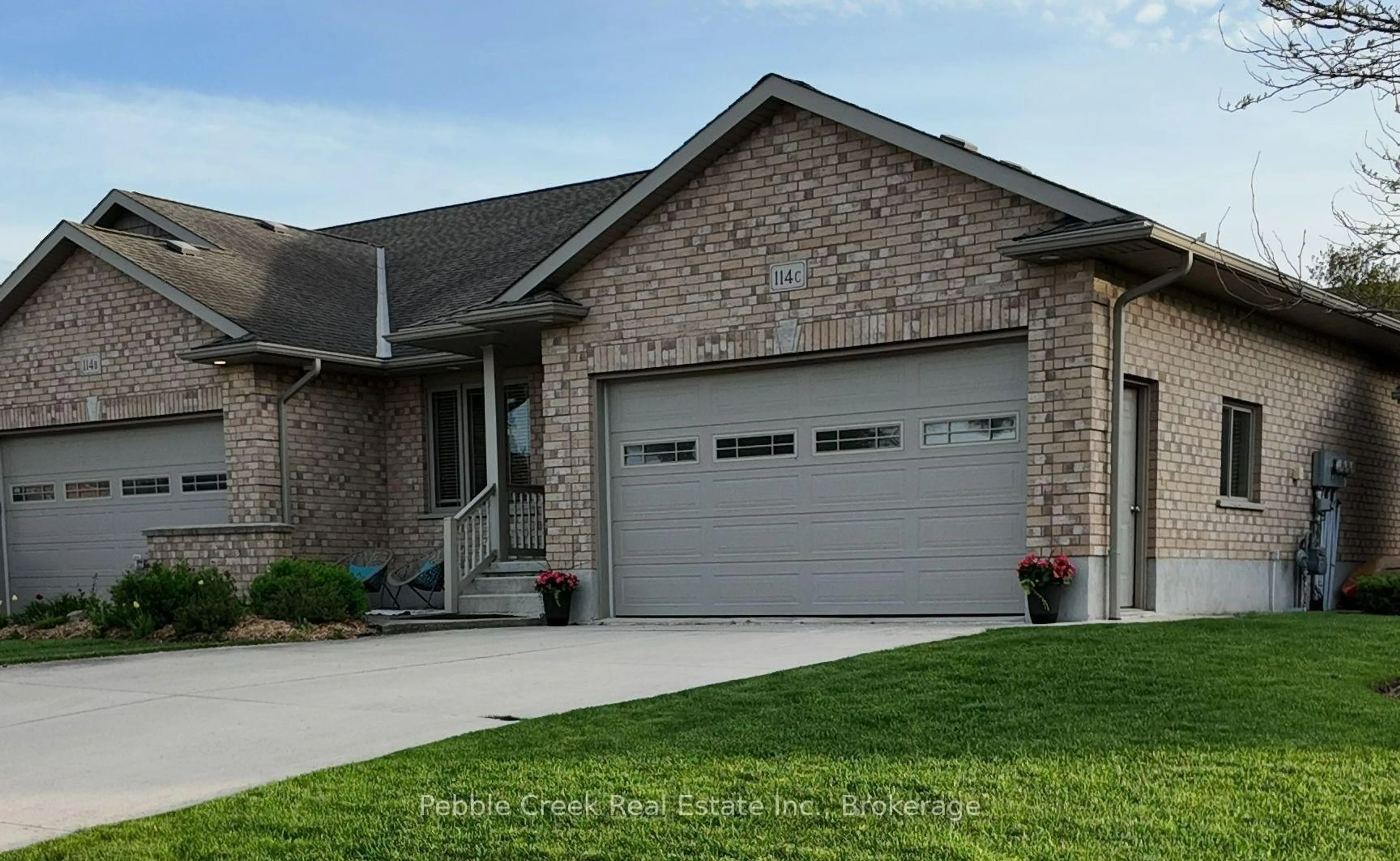 Home with brick exterior material, street for 114 13th Ave, Hanover Ontario N4N 3V1