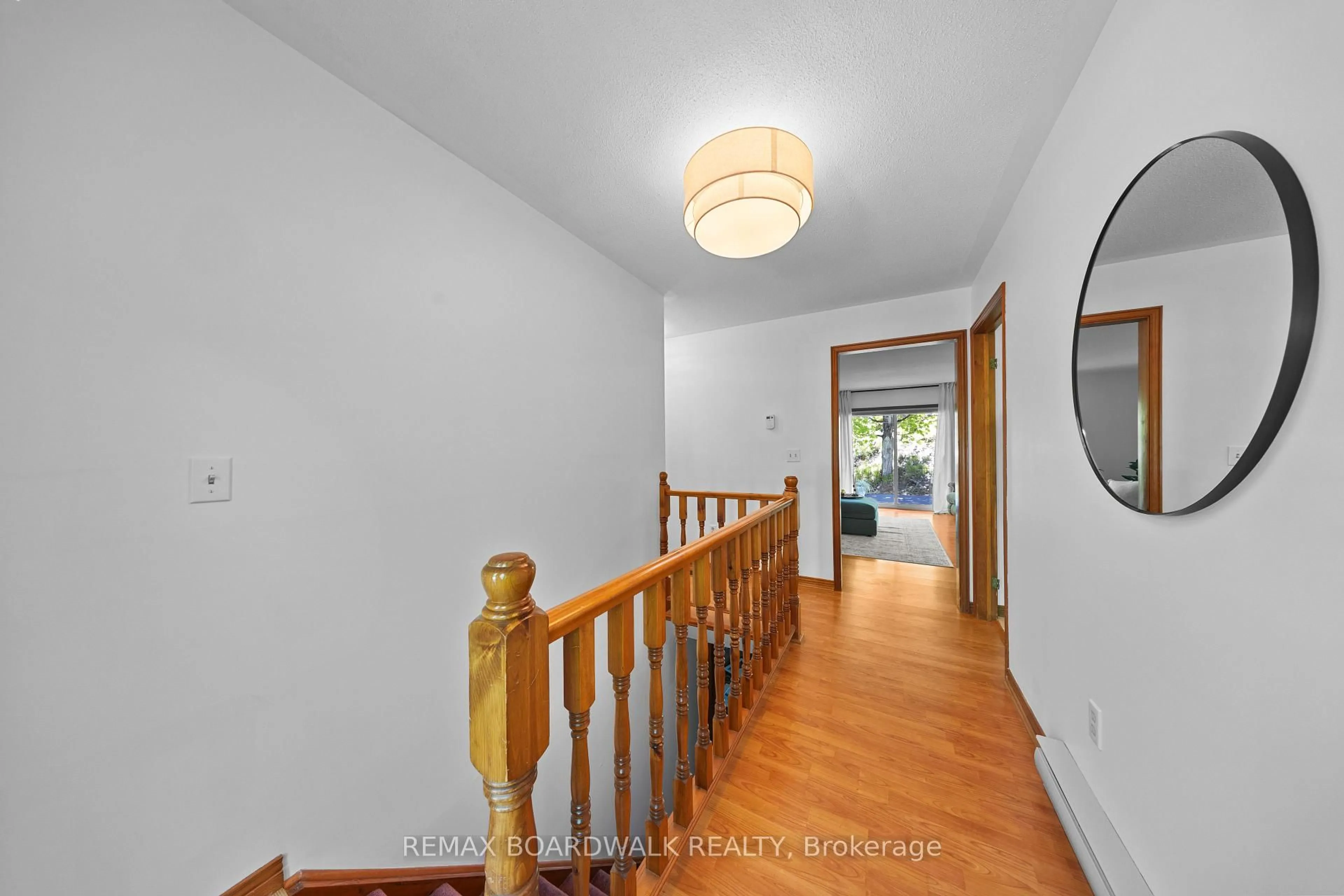 Indoor foyer for 802 Beach Lane, Leeds and the Thousand Islands Ontario K0E 1N0