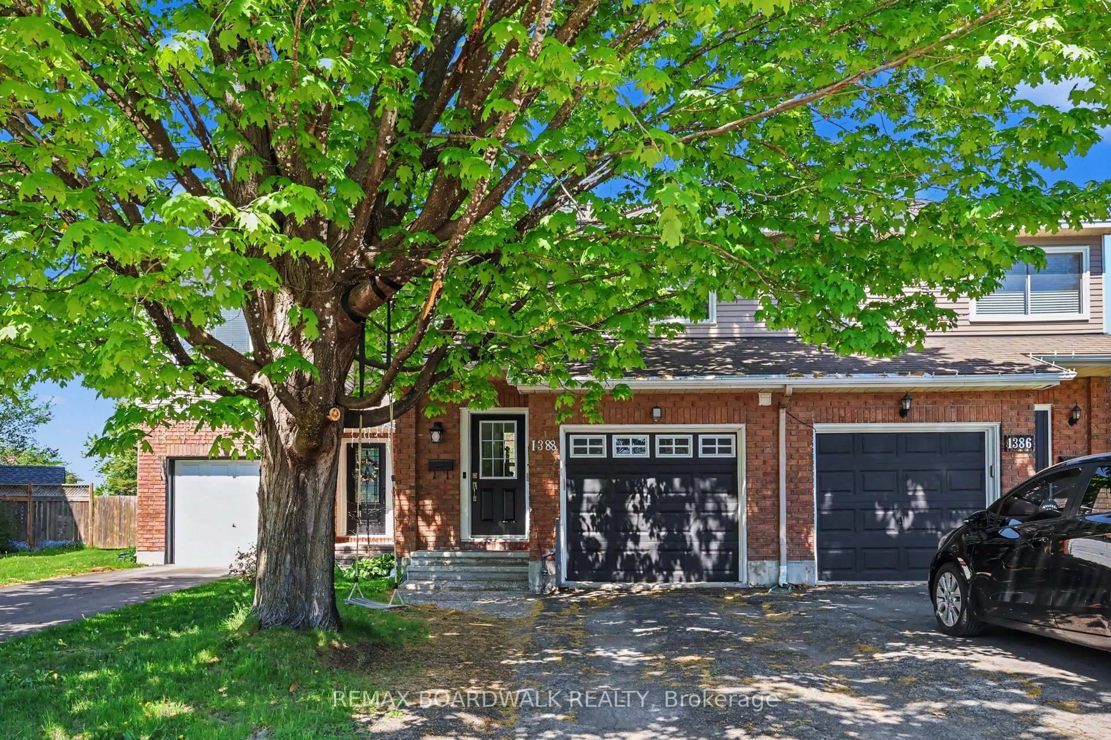 Unknown for 1388 Beaucourt Crt, Ottawa Ontario K4A 1W3