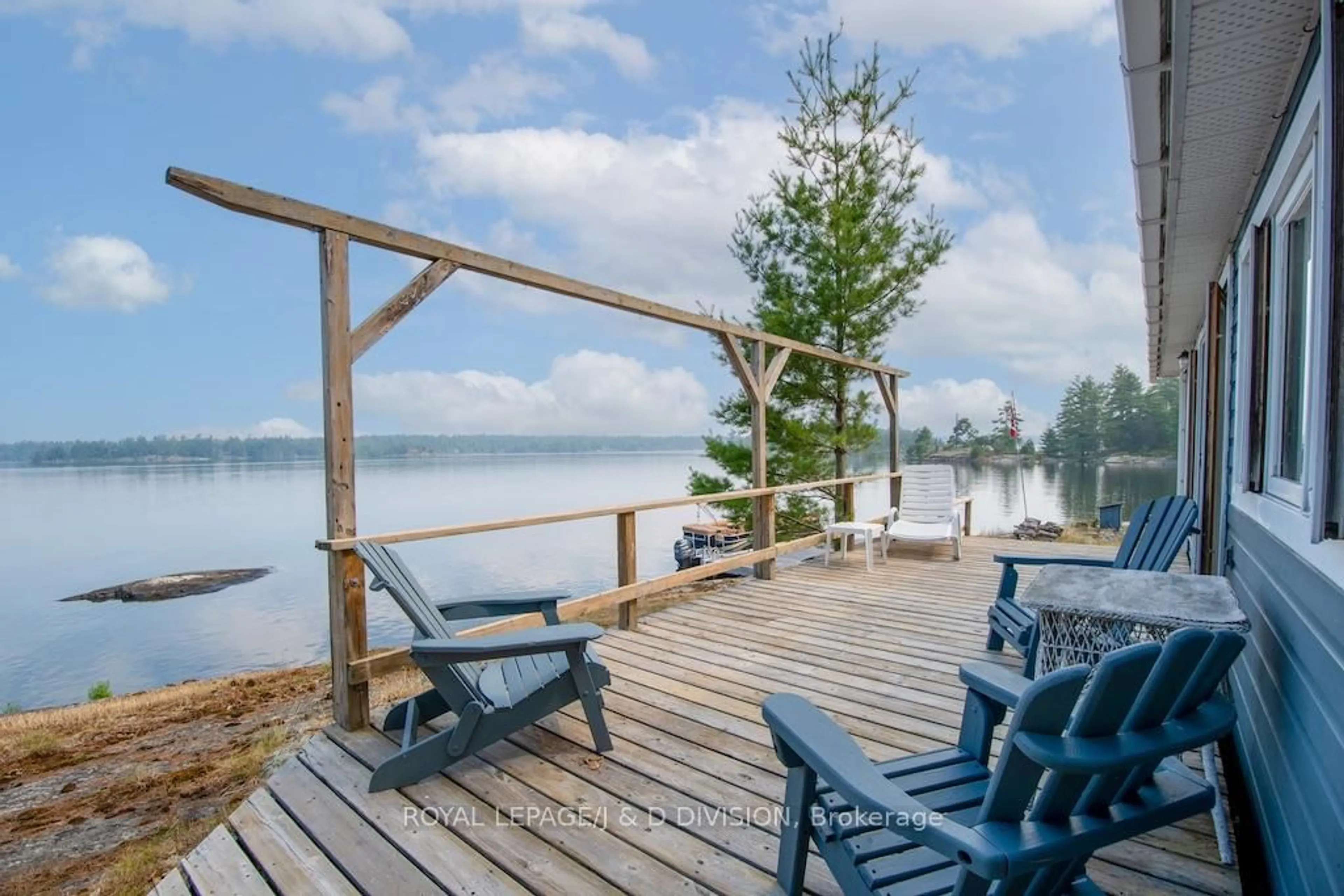 Patio, water/lake/river/ocean view for 4446 Is 107 Stoney Lake Island, North Kawartha Ontario K0L 2H0