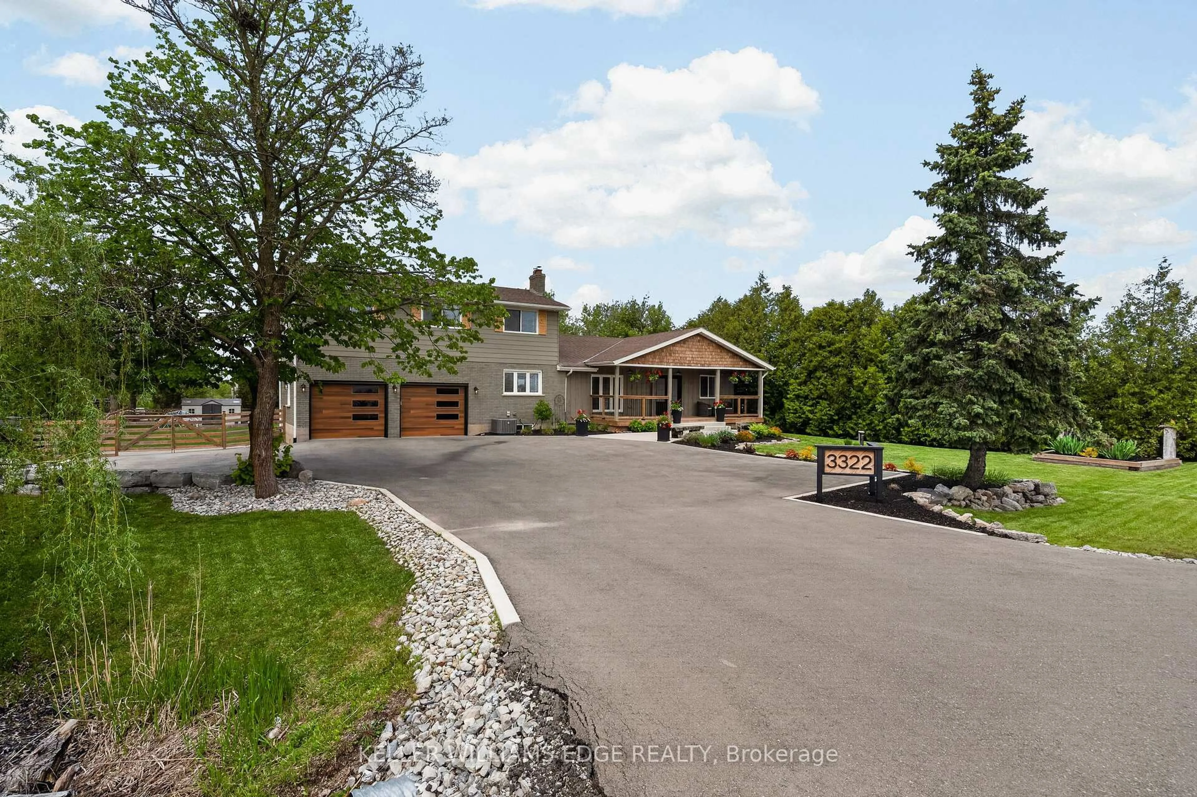 A pic from outside/outdoor area/front of a property/back of a property/a pic from drone, street for 3322 Regional Rd, Hamilton Ontario L0R 1C0