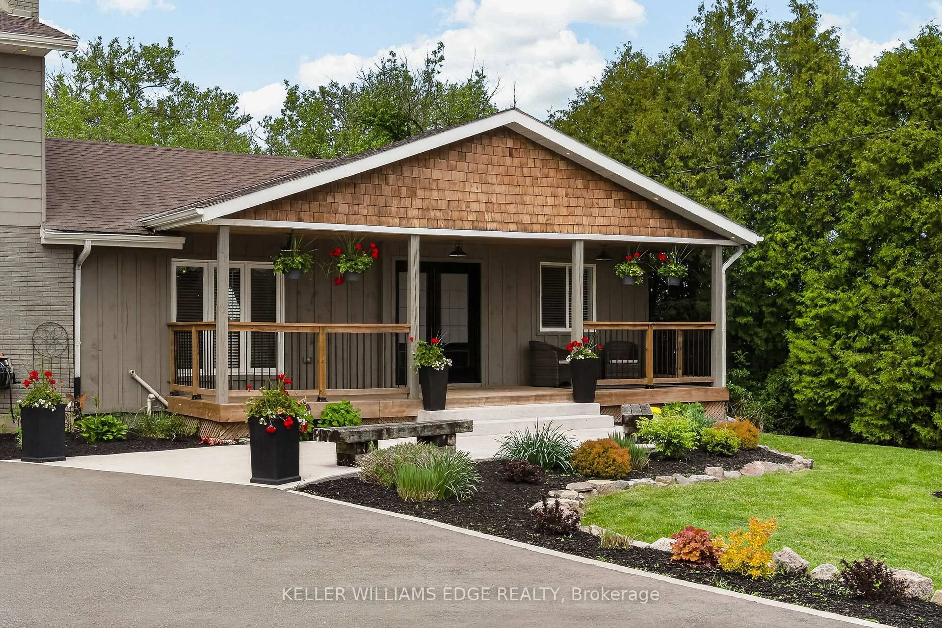 Home with vinyl exterior material, street for 3322 Regional Rd, Hamilton Ontario L0R 1C0