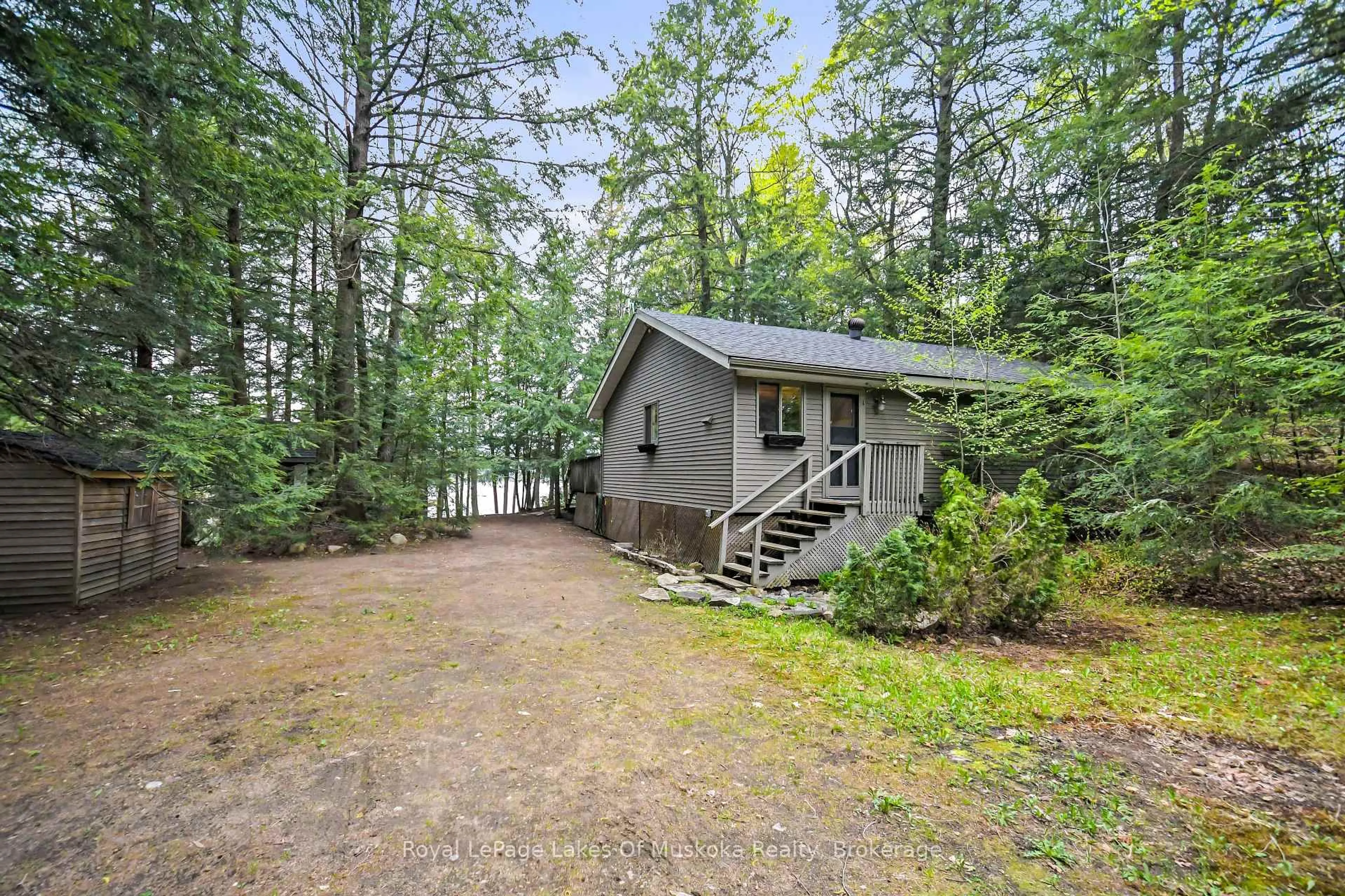 Shed for 1122 Bigwind Lake Rd, Bracebridge Ontario P1L 1X1