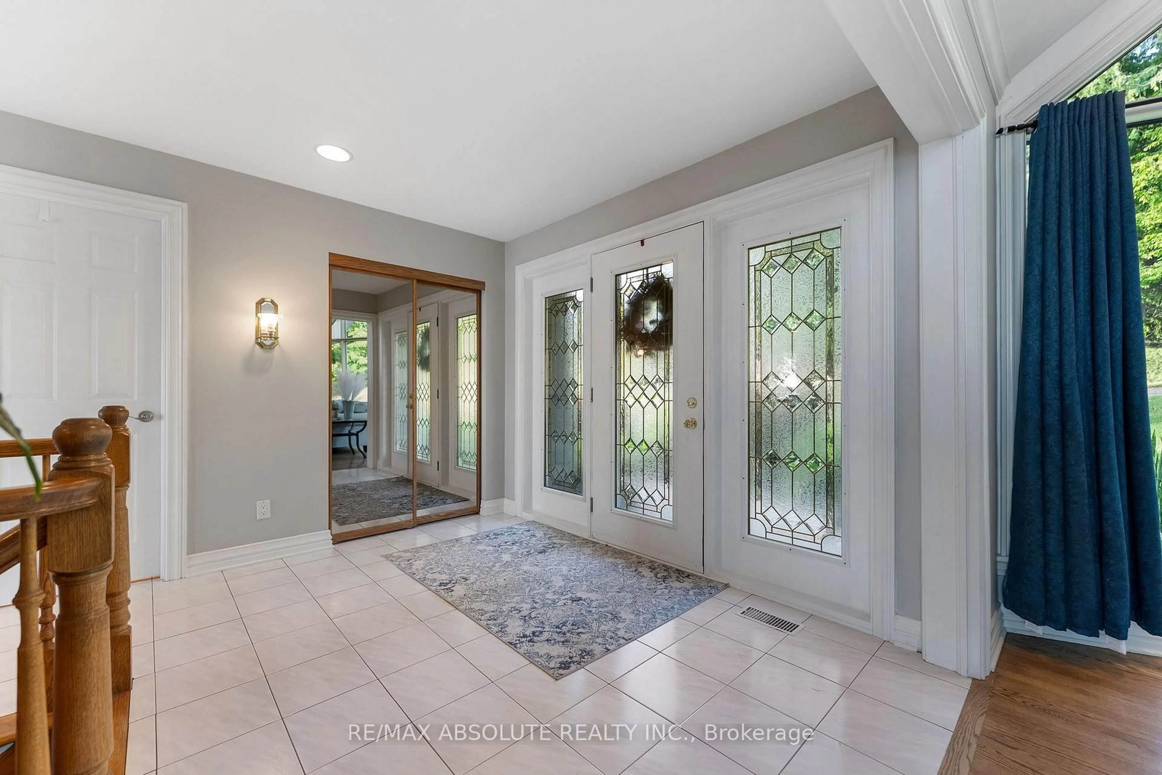Indoor entryway for 1724 River Rd, Braeside Ontario K0A 1G0