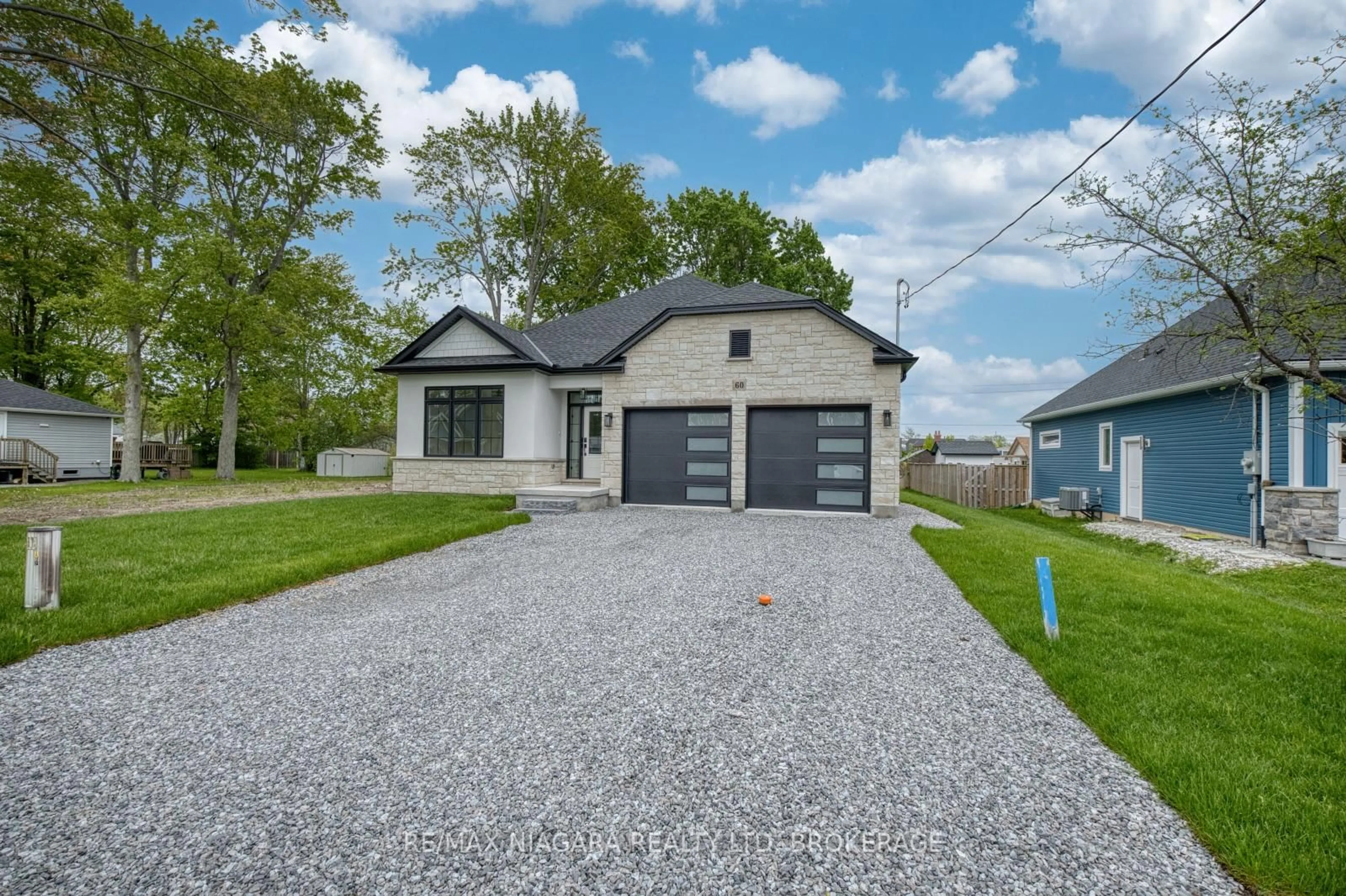 Unknown for 60 Pleasant Ave, Fort Erie Ontario L0S 1N0