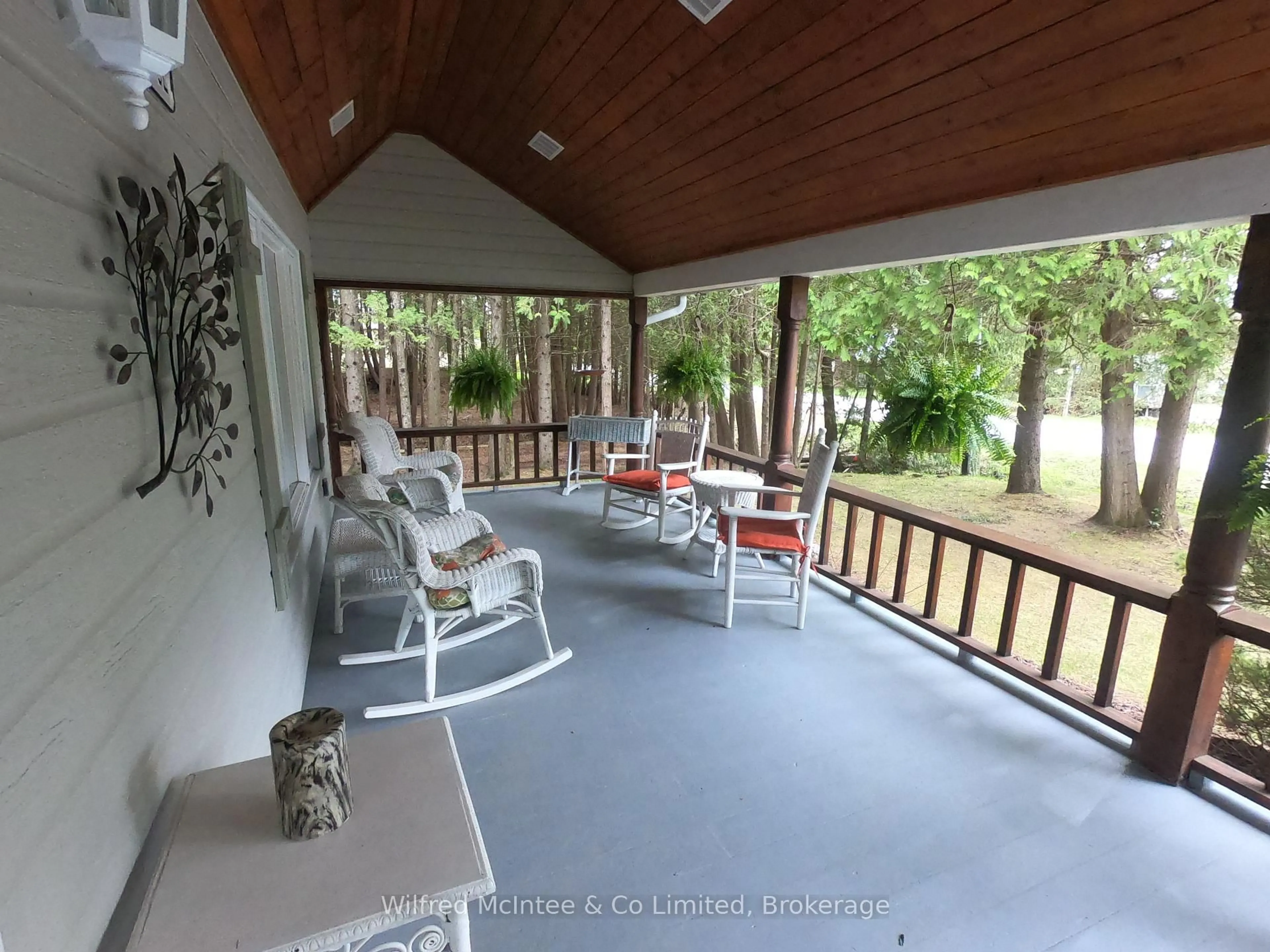 Patio, water/lake/river/ocean view for 925 King Edward Ave, South Bruce Peninsula Ontario N0H 2G0