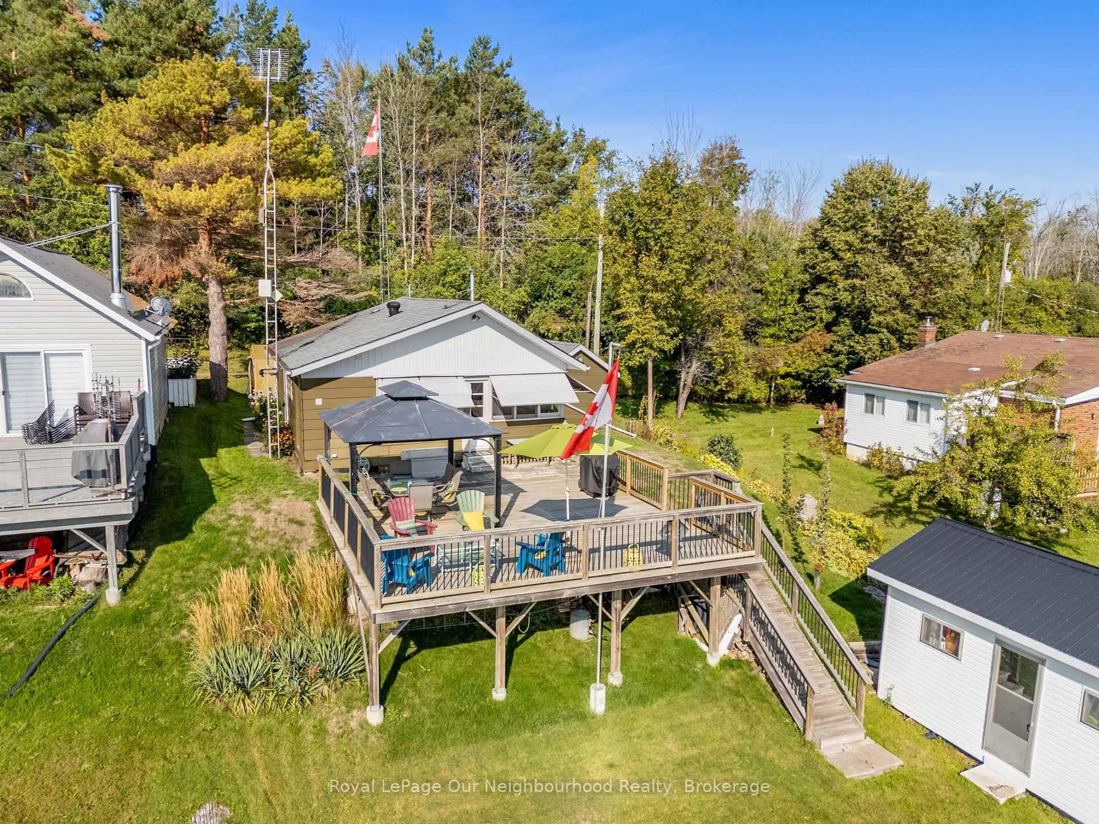 A pic from outside/outdoor area/front of a property/back of a property/a pic from drone, water/lake/river/ocean view for 361 Hannah Rd #325, Hamilton Township Ontario K0L 1B0