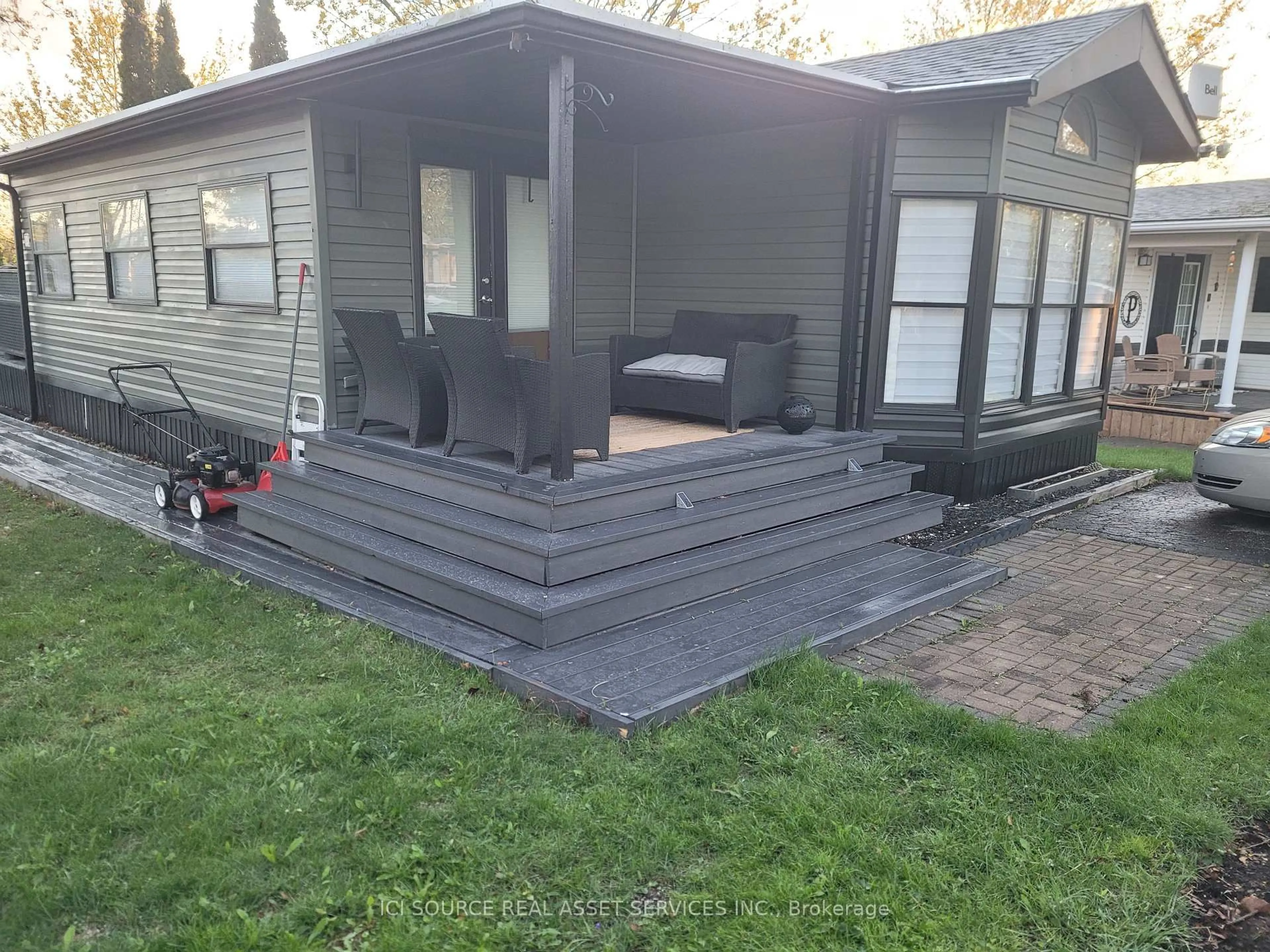 Patio, unknown for 580 Beaver Creek Rd #356, Waterloo Ontario N2V 3Z4