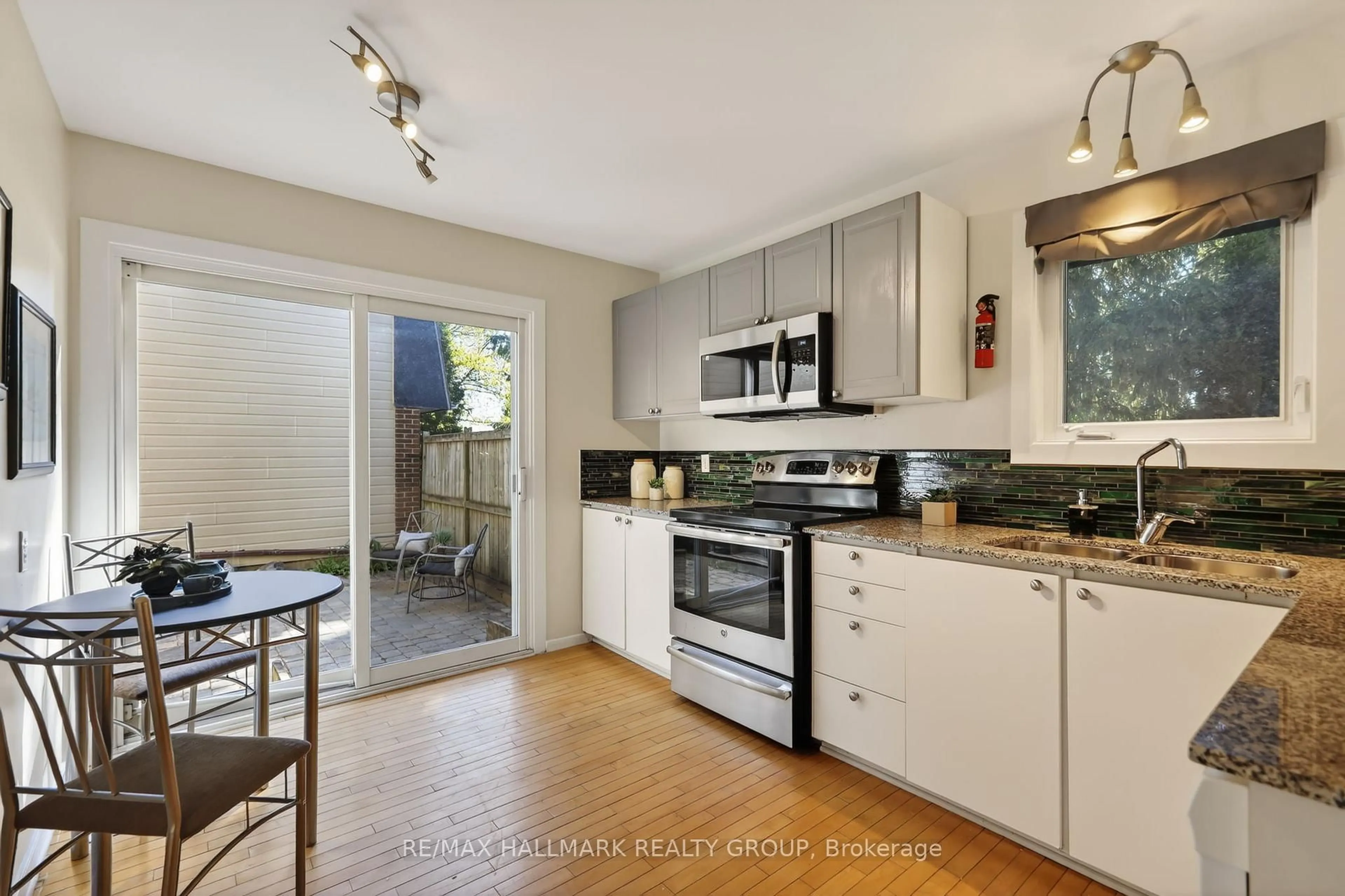 Open concept kitchen, unknown for 3691 ALBION Rd #59, Ottawa Ontario K1T 1P2