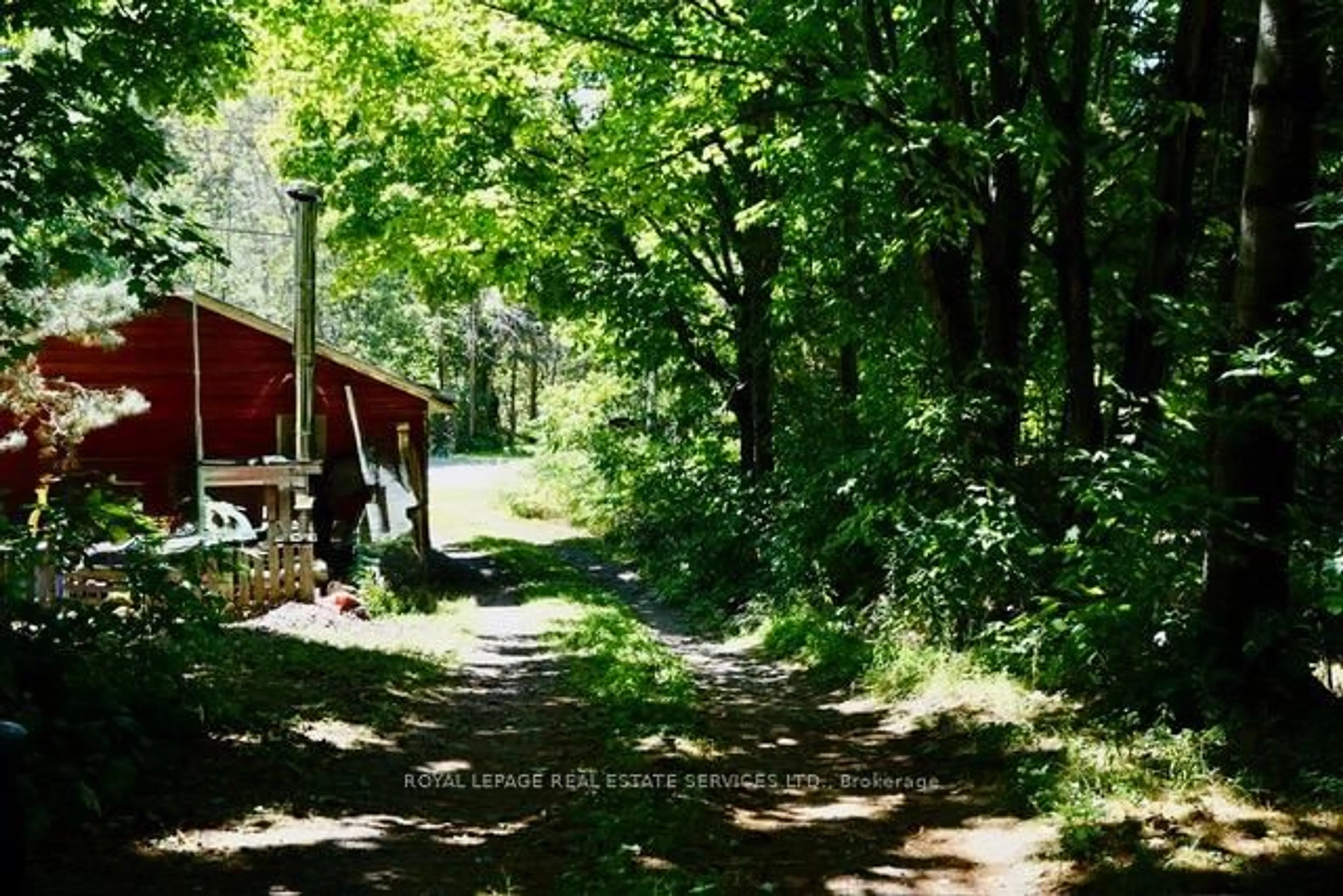 Shed for 1116 Moon River Rd, Muskoka Lakes Ontario P0C 1A0