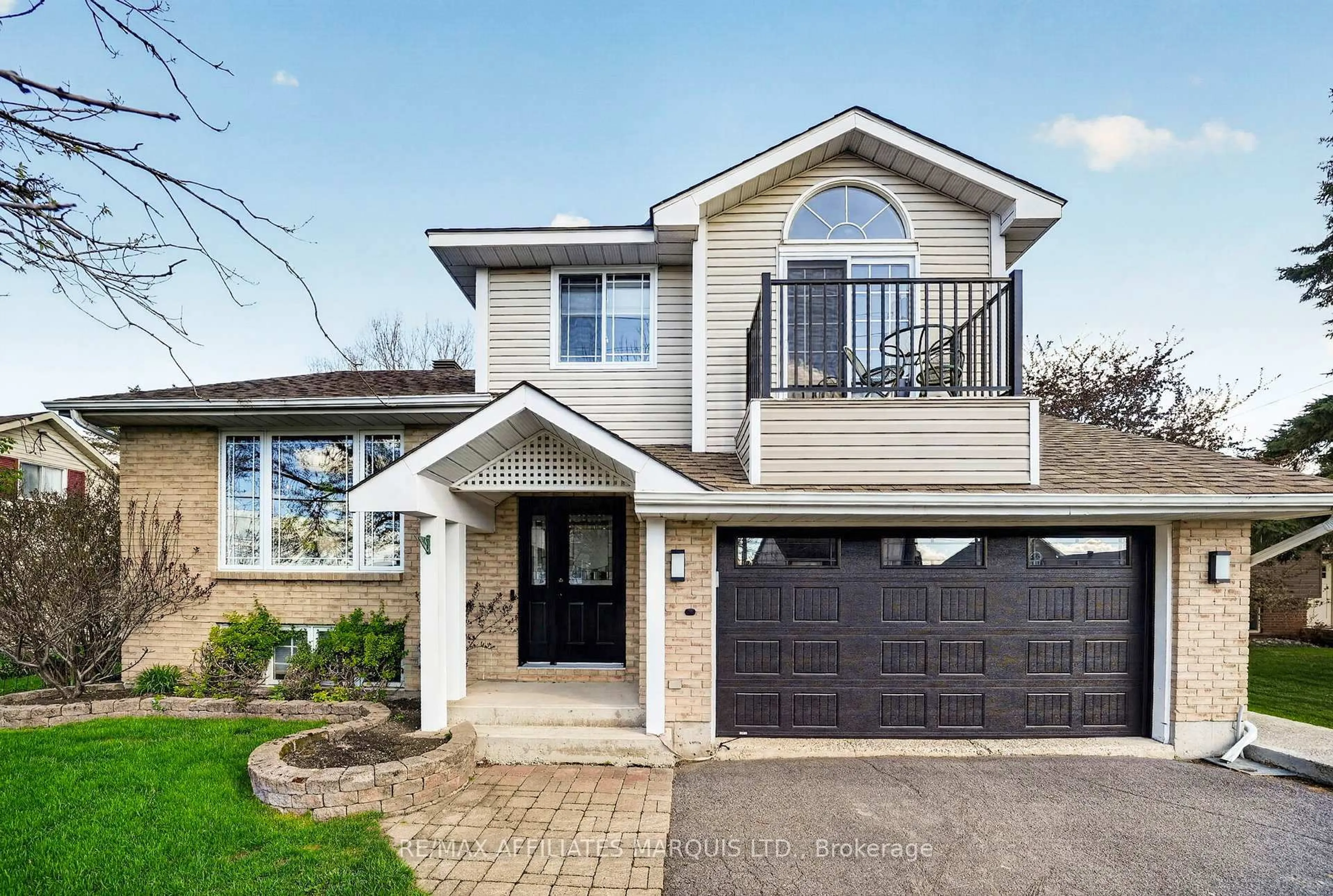 Home with brick exterior material, street for 18247 County Rd 2 Rd, South Glengarry Ontario K6H 5R5