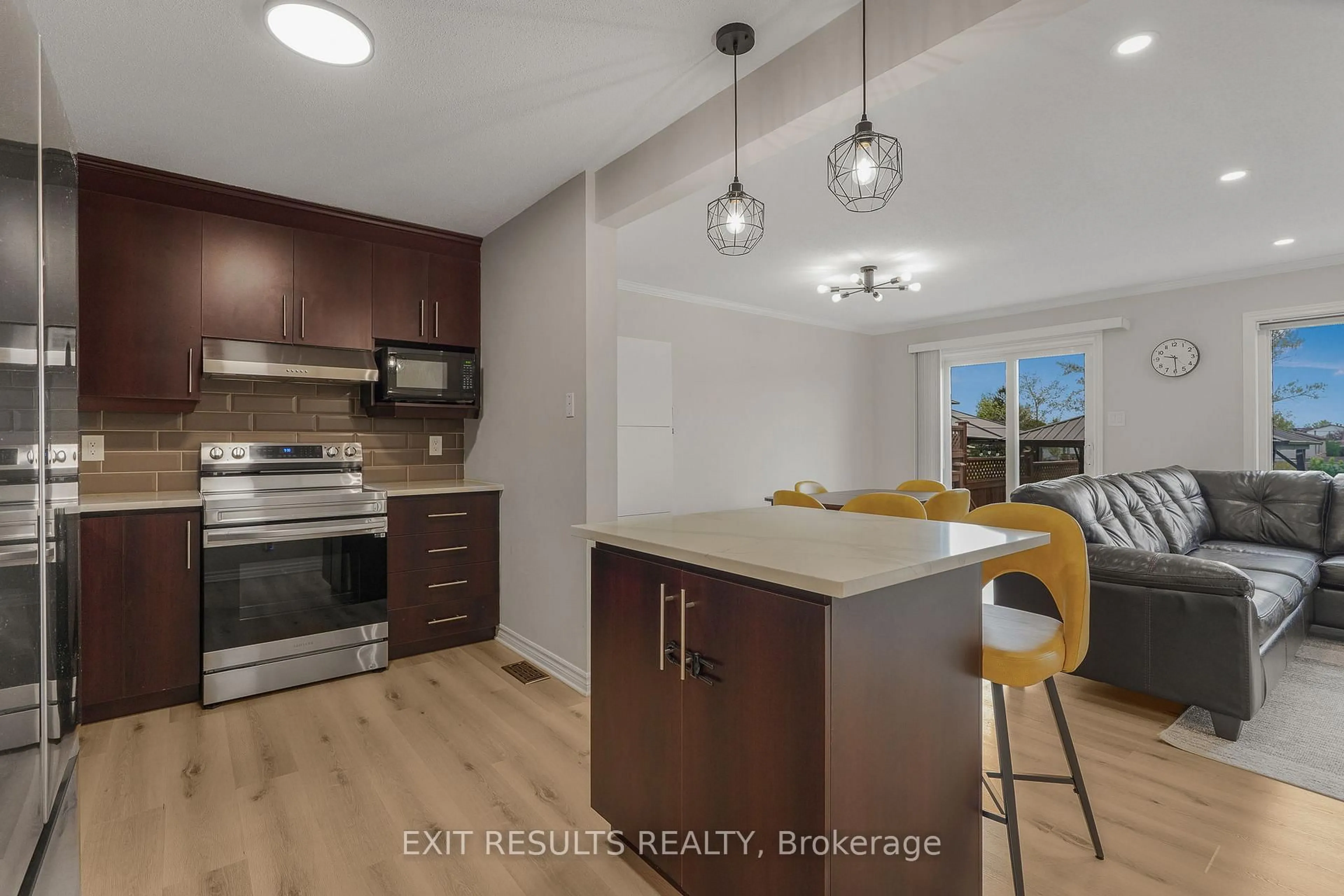 Open concept kitchen, unknown for 2609 RAYMOND St, Clarence-Rockland Ontario K4K 0B6