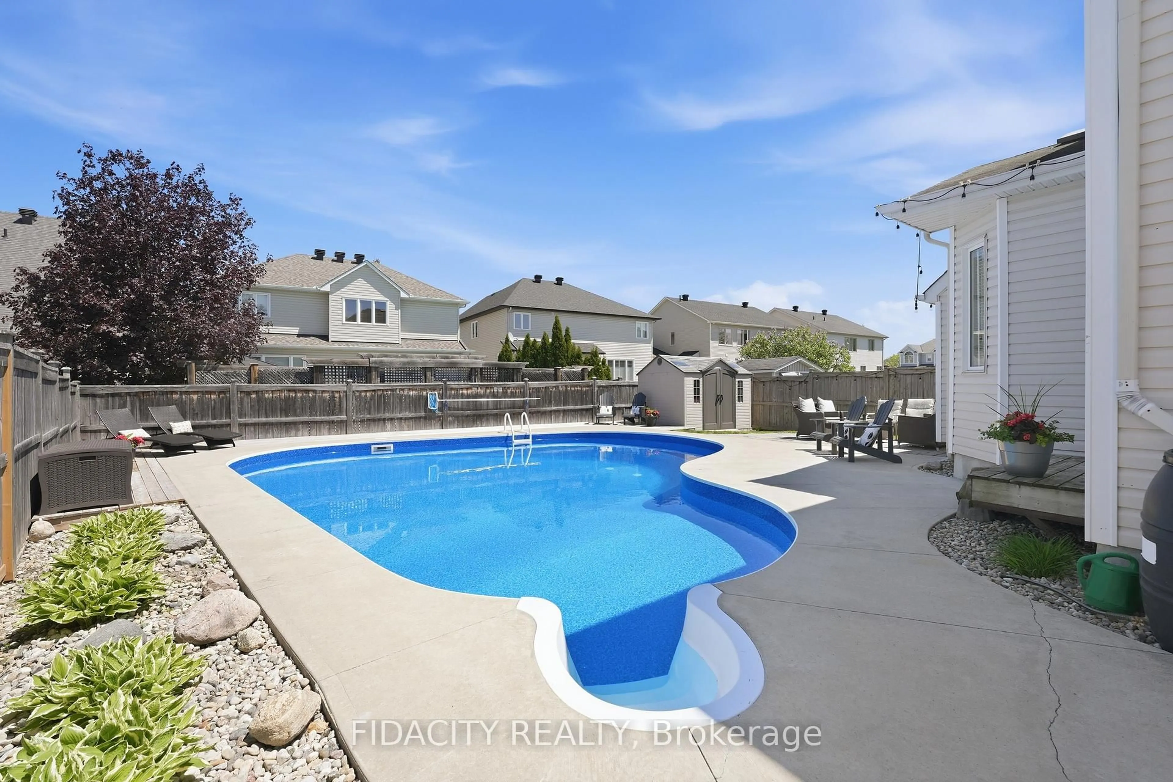 Pool for 78 Black Bear Way, Stittsville Ontario K2S 2G7