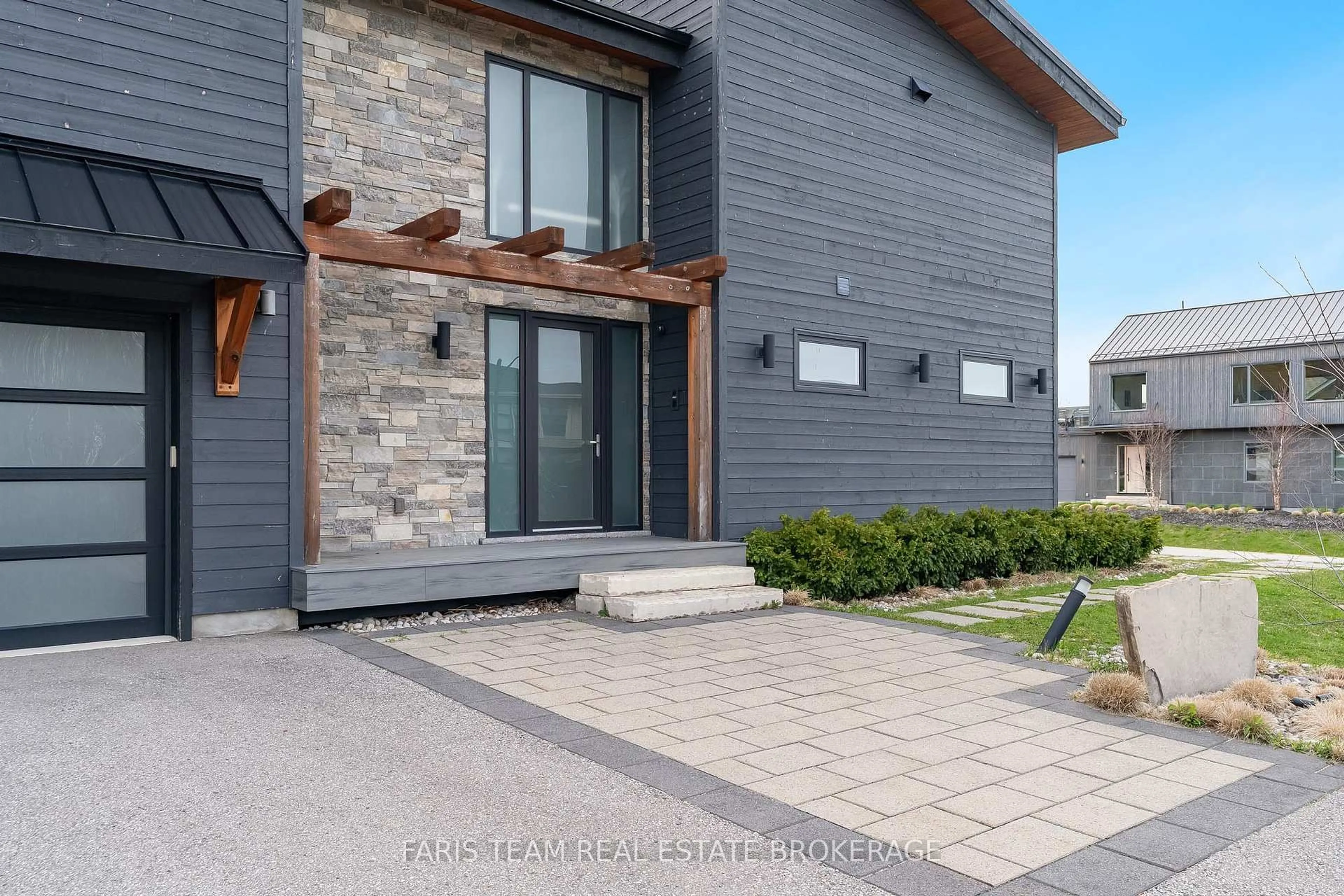 Home with brick exterior material, street for 116 Arnot Cres, Blue Mountains Ontario L9Y 0Z8
